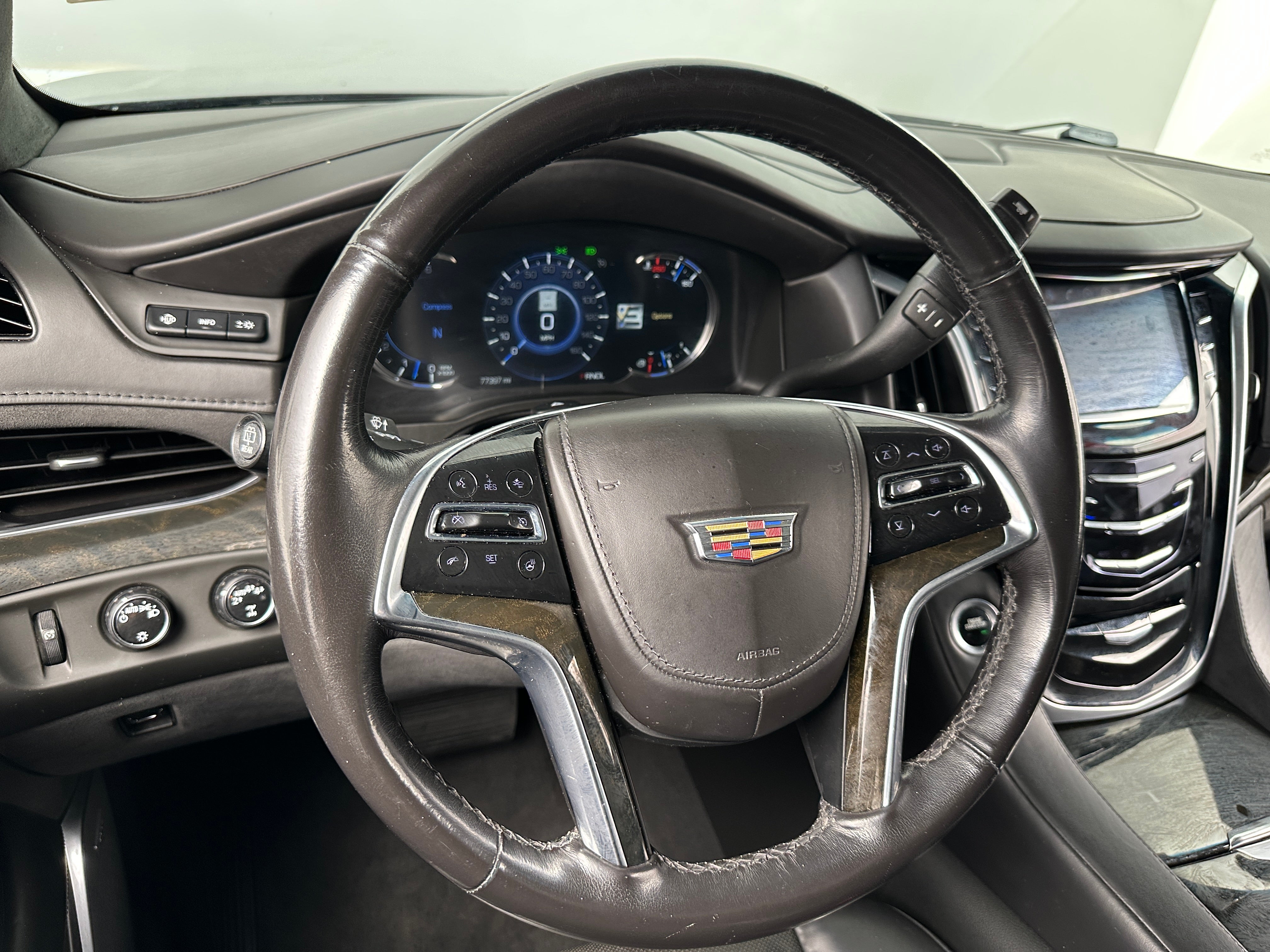 2019 Cadillac Escalade ESV Platinum 4