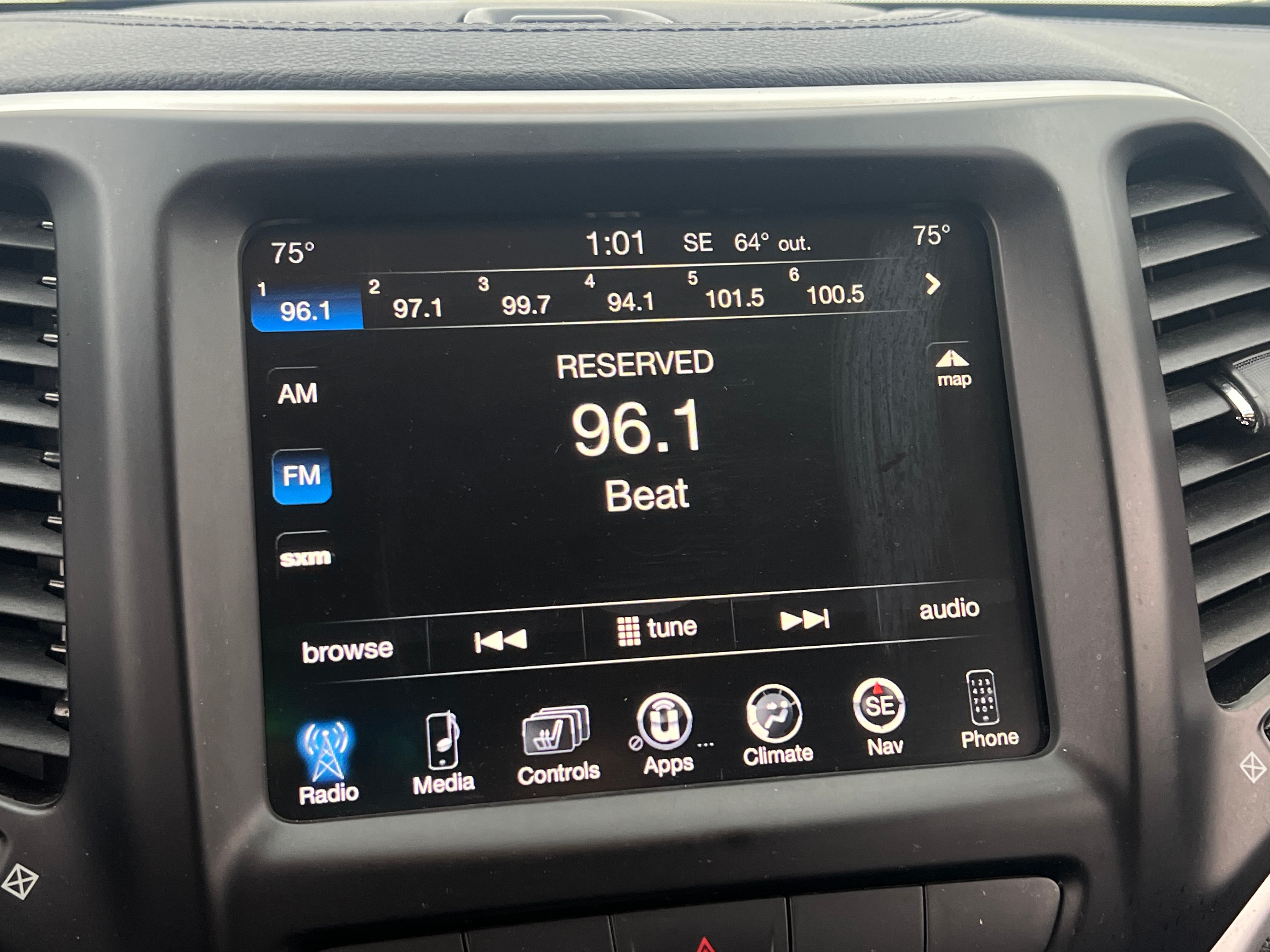 2014 Jeep Cherokee Limited Edition 3