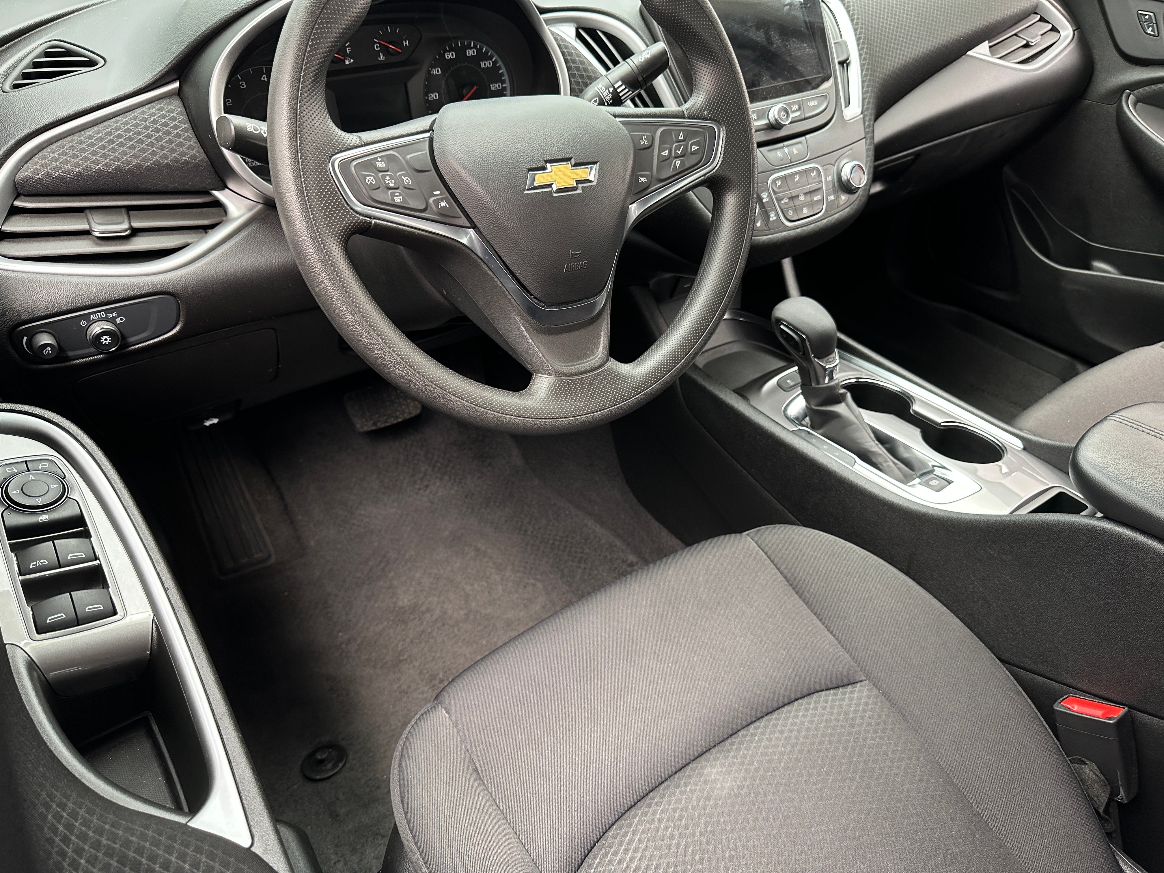 2024 Chevrolet Malibu LT 3