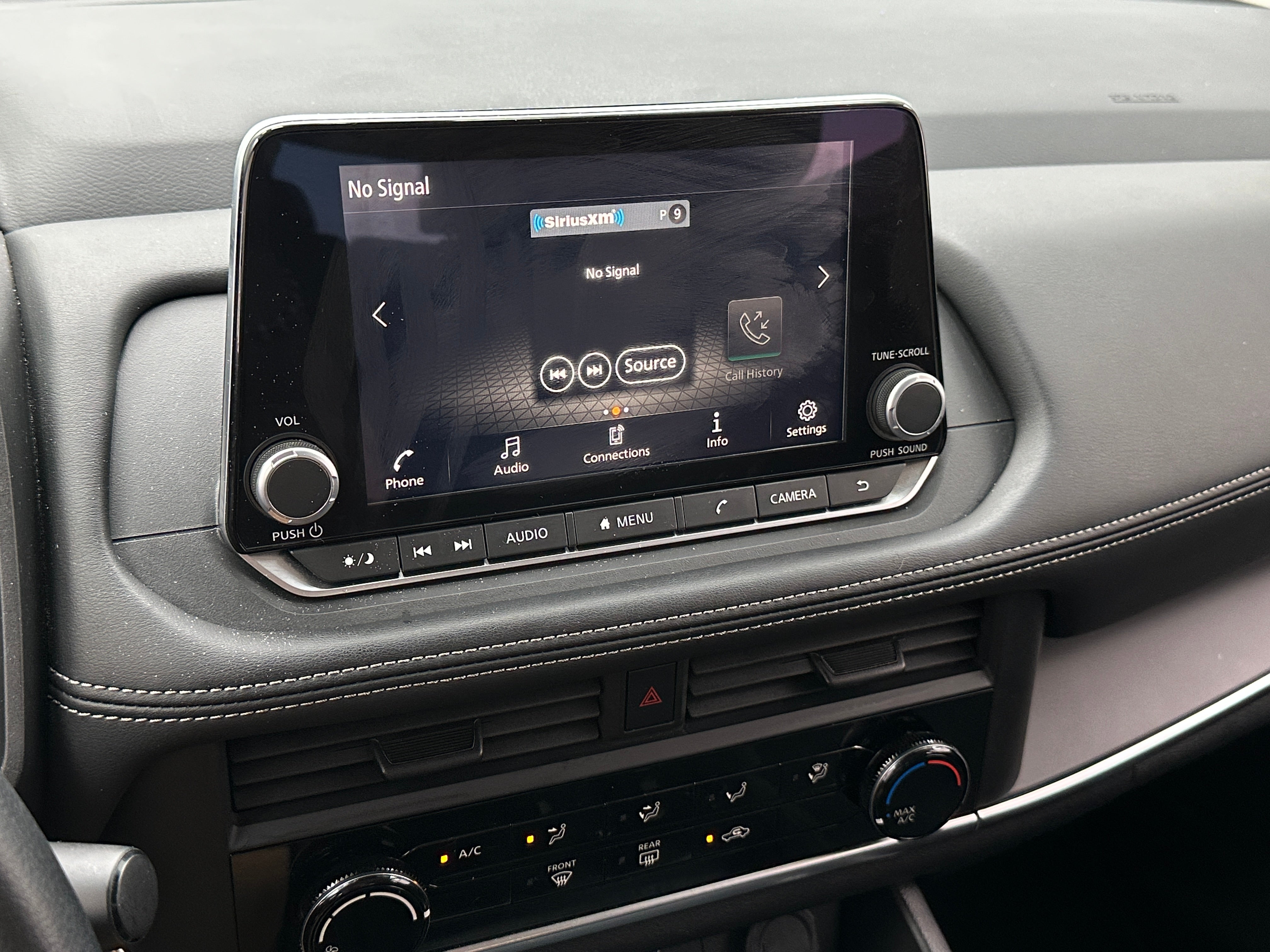2024 Nissan Rogue S 4