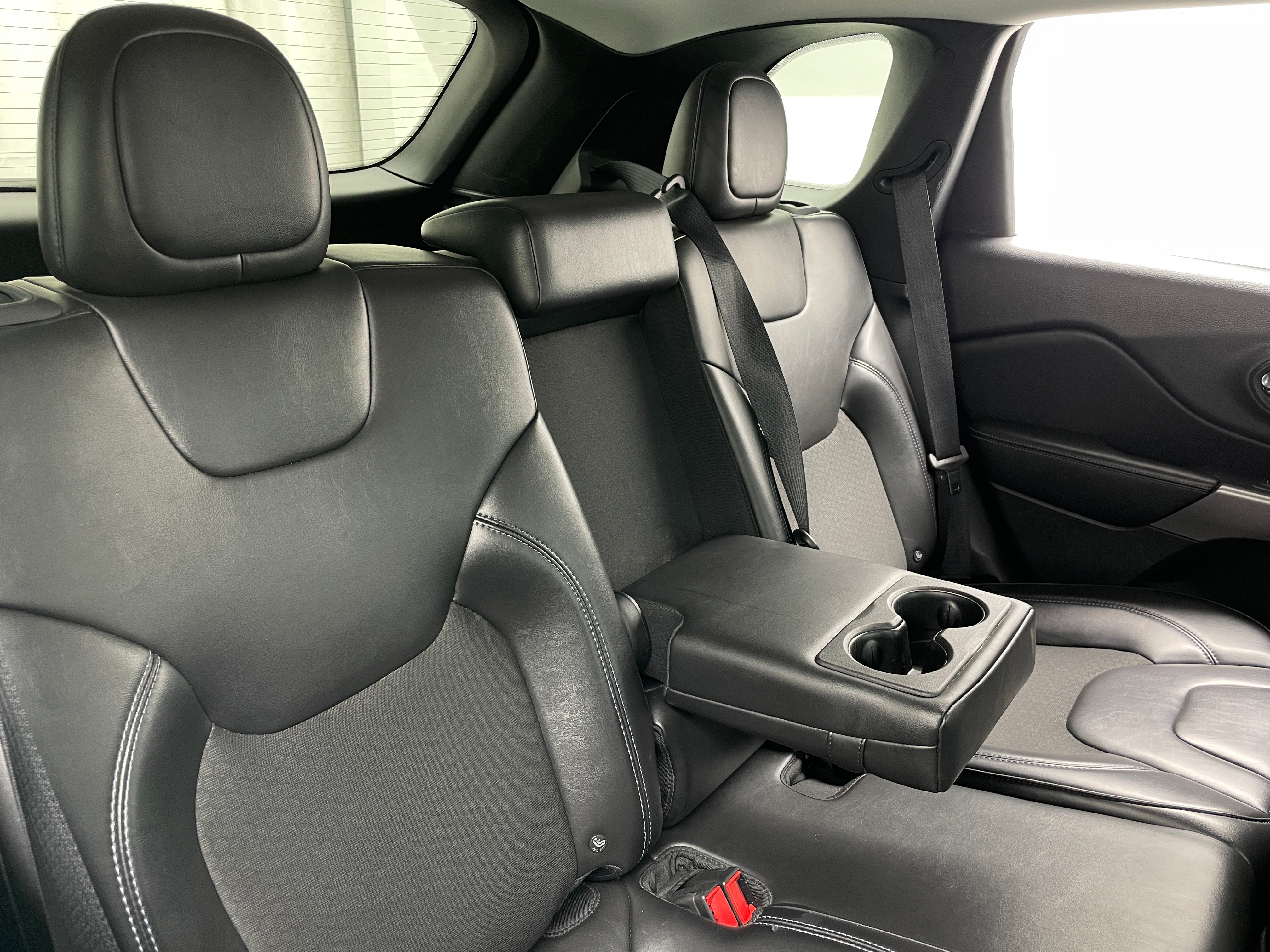 2019 Jeep Cherokee Latitude 6