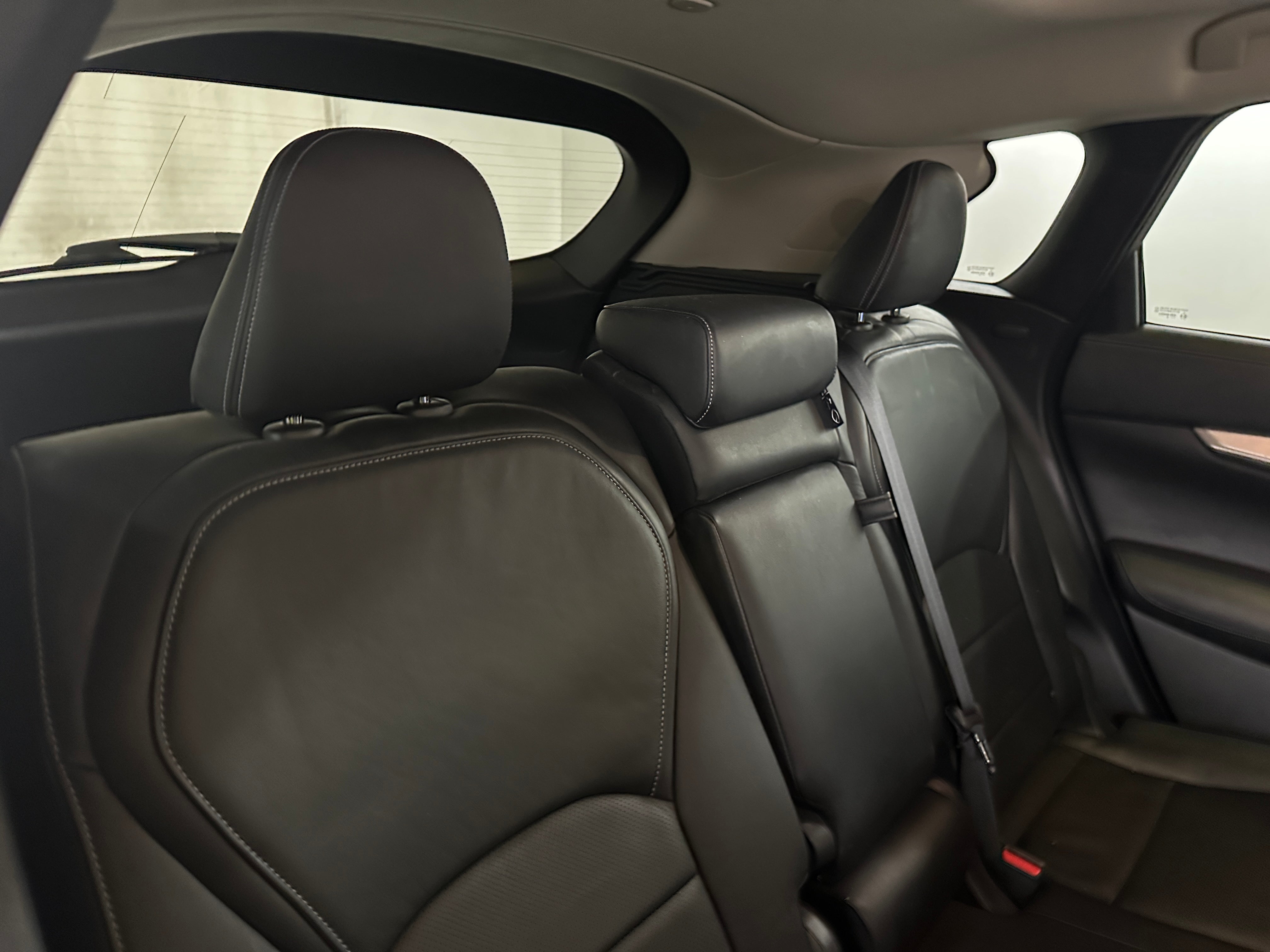 2019 INFINITI QX50 Essential 5