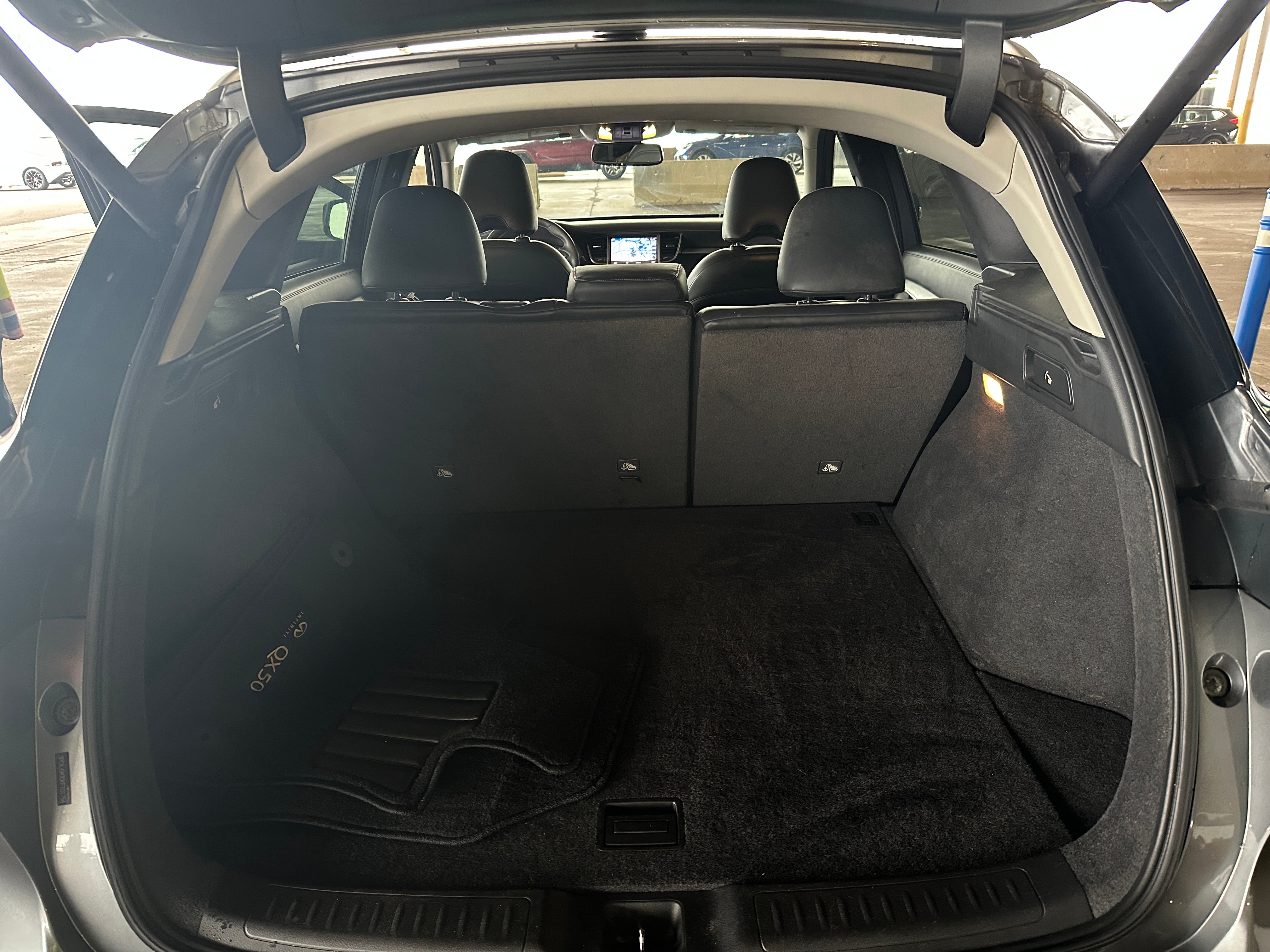 2019 INFINITI QX50 Essential 6
