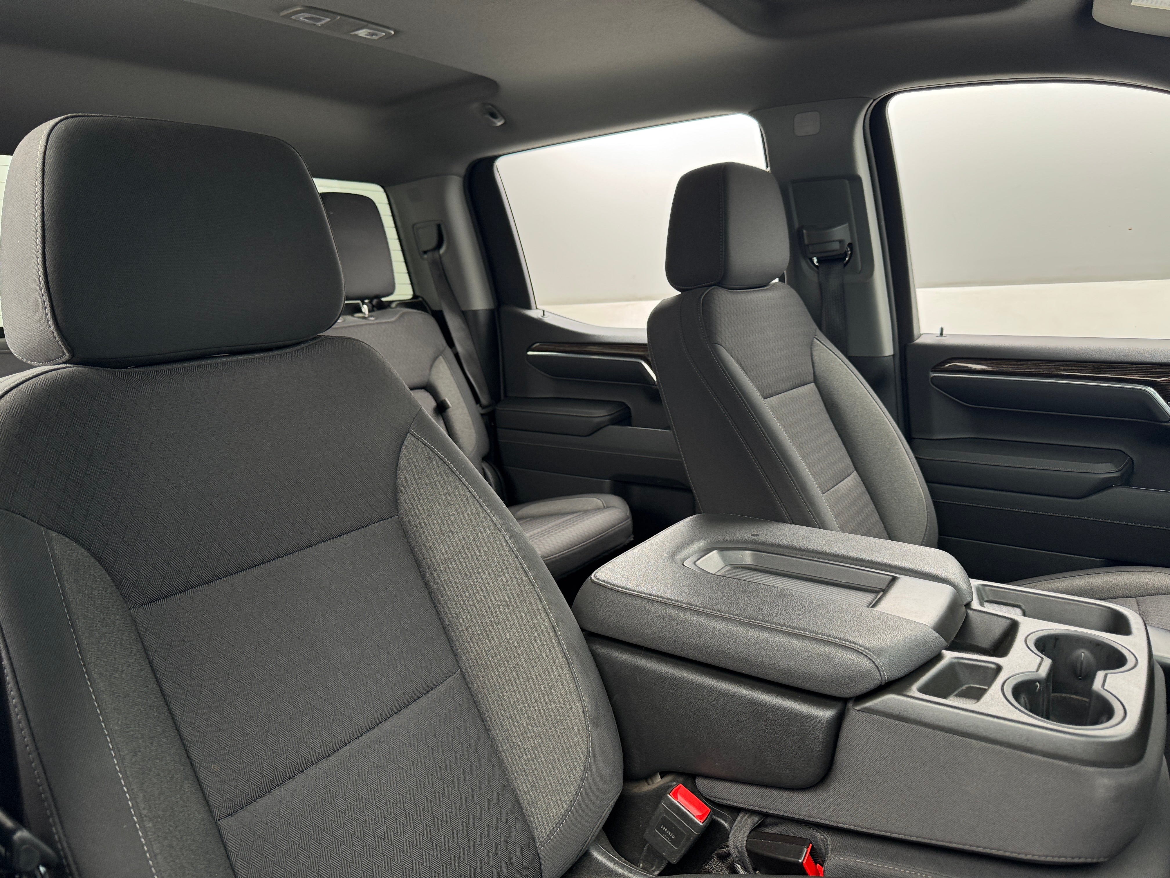 2023 GMC Sierra 1500 Elevation 2