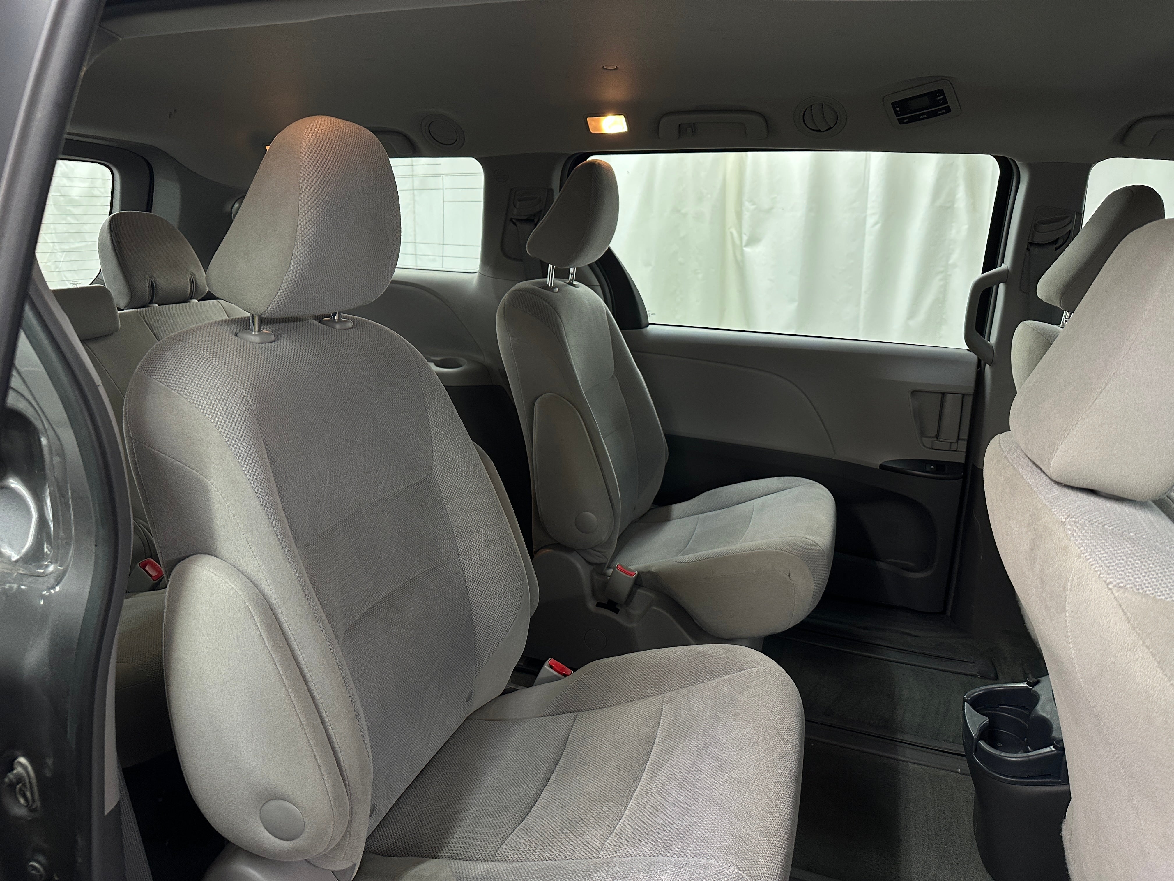 2015 Toyota Sienna L 6
