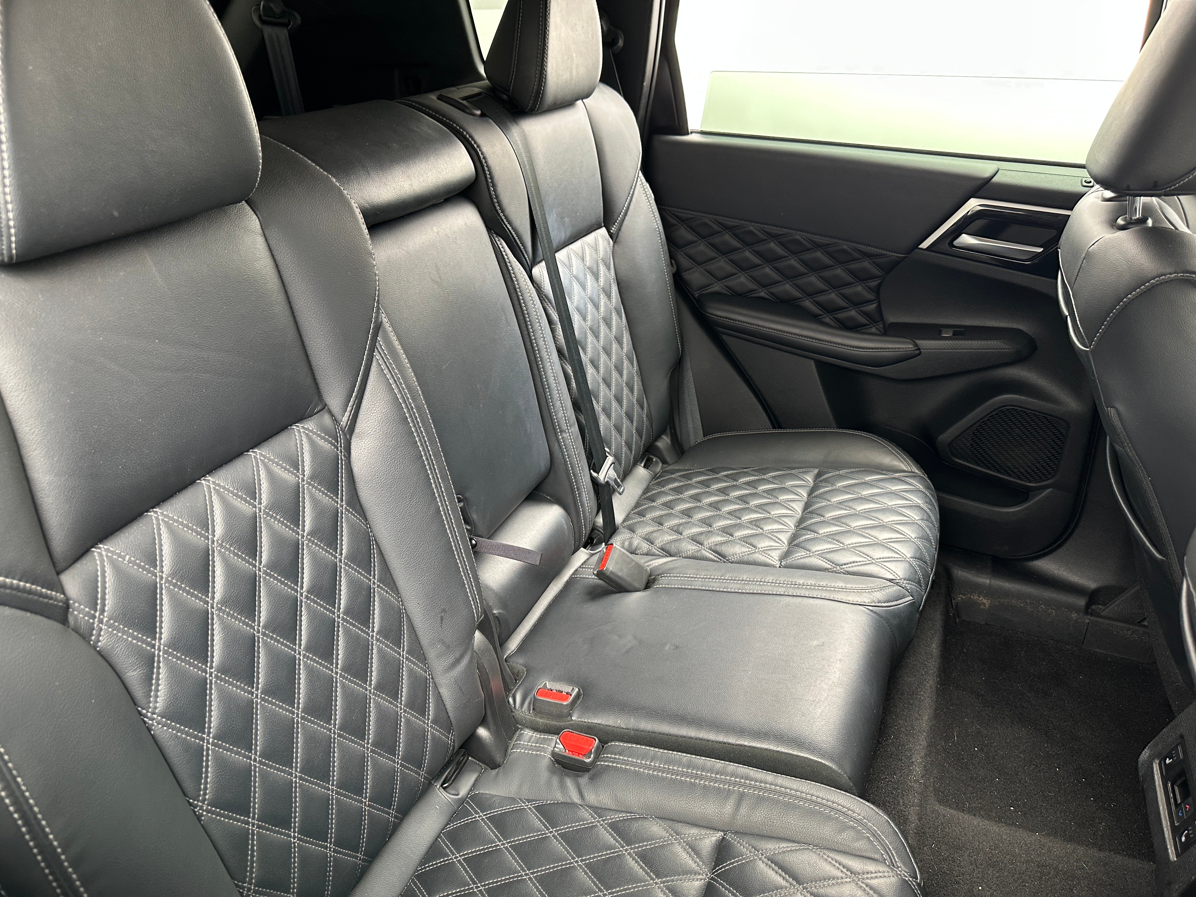2022 Mitsubishi Outlander SEL 5
