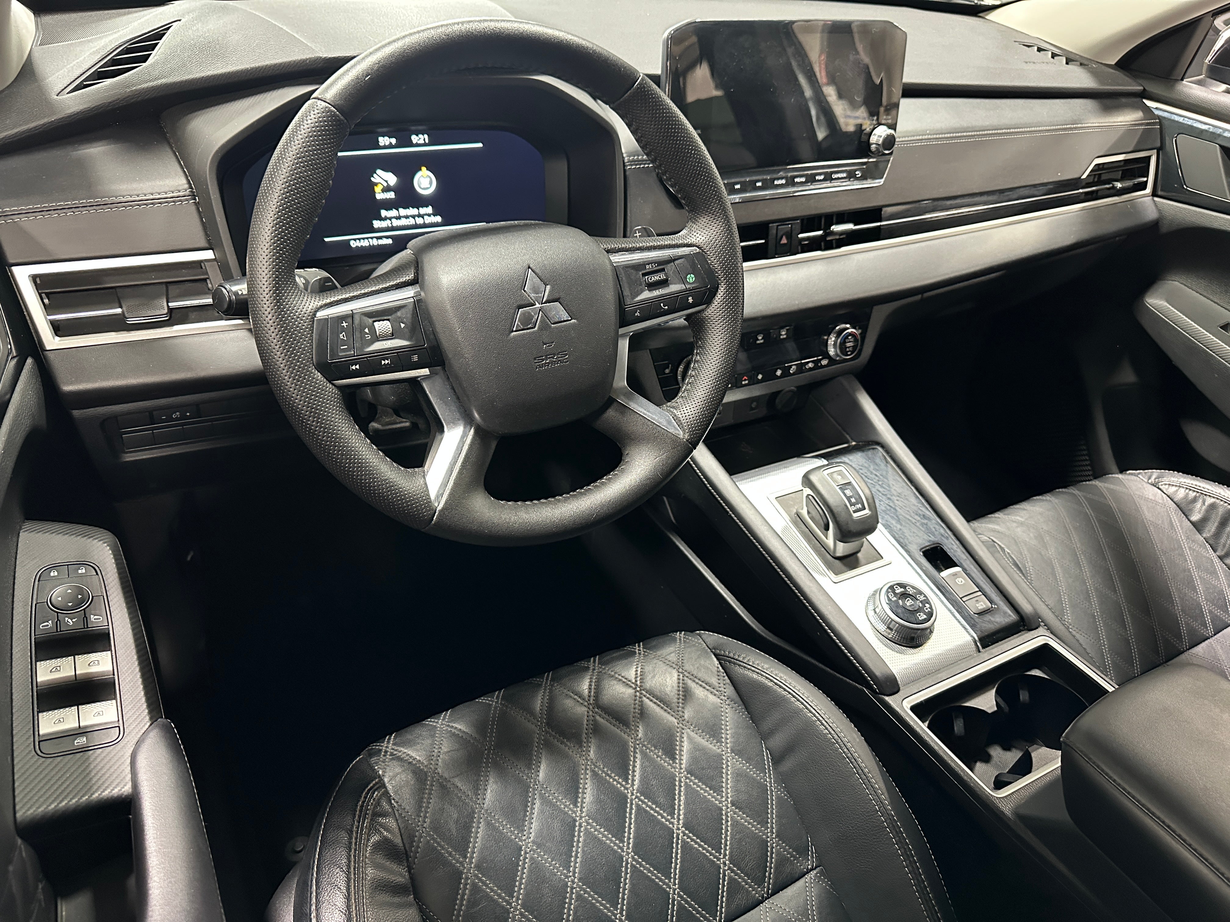 2022 Mitsubishi Outlander SEL 2