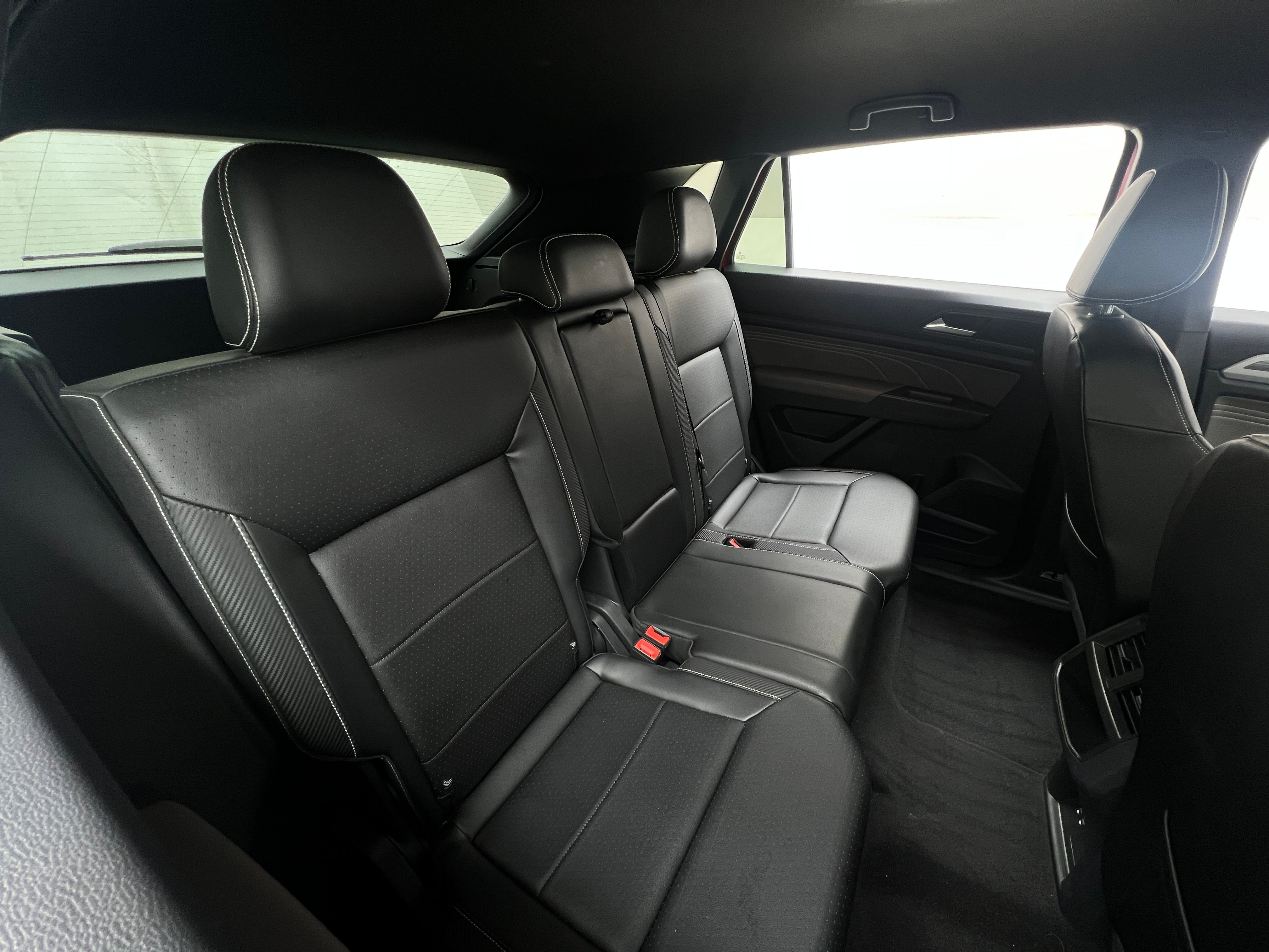 2022 Volkswagen Atlas SE 5