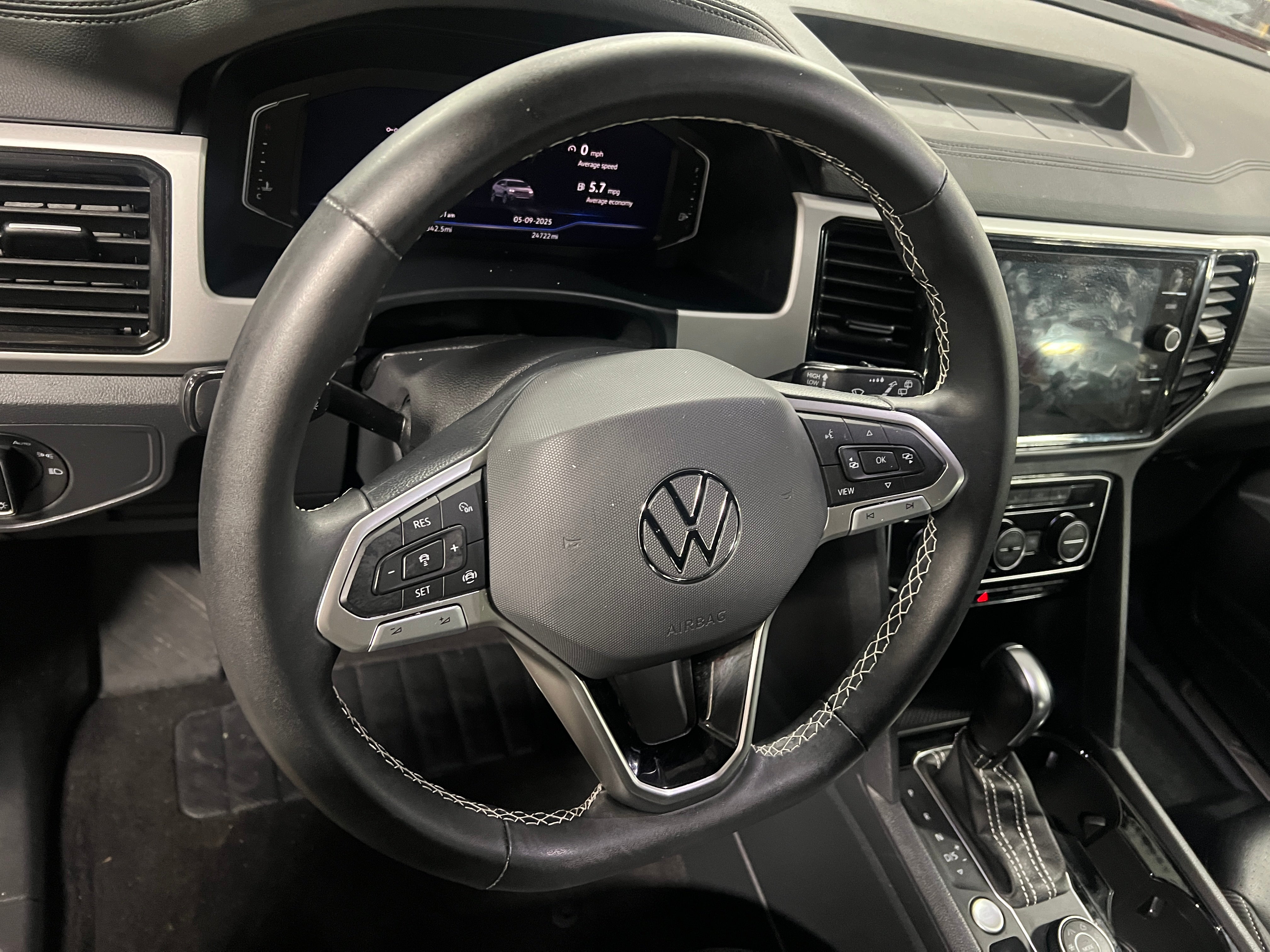 2022 Volkswagen Atlas SE 4
