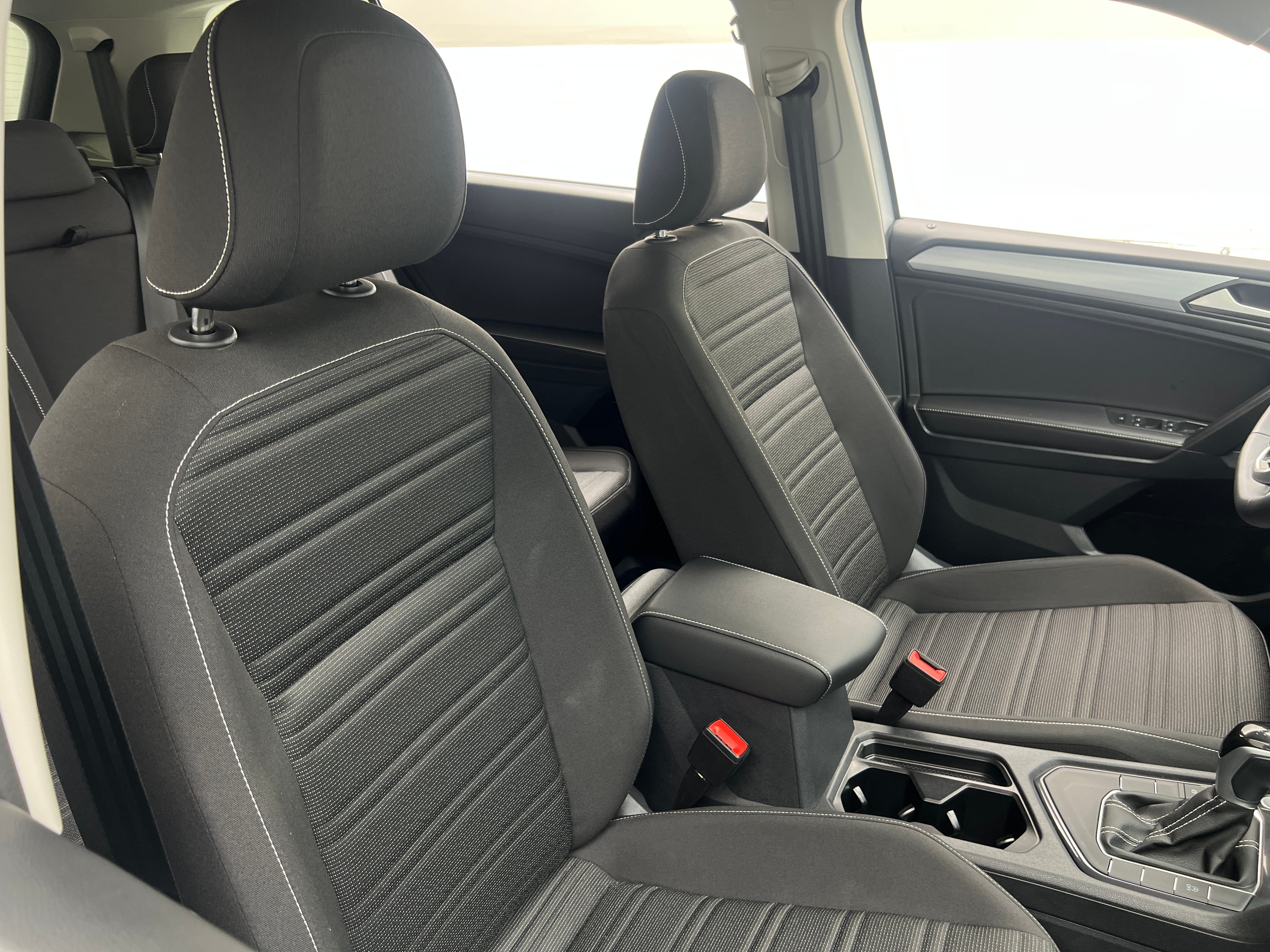 2024 Volkswagen Tiguan S 2