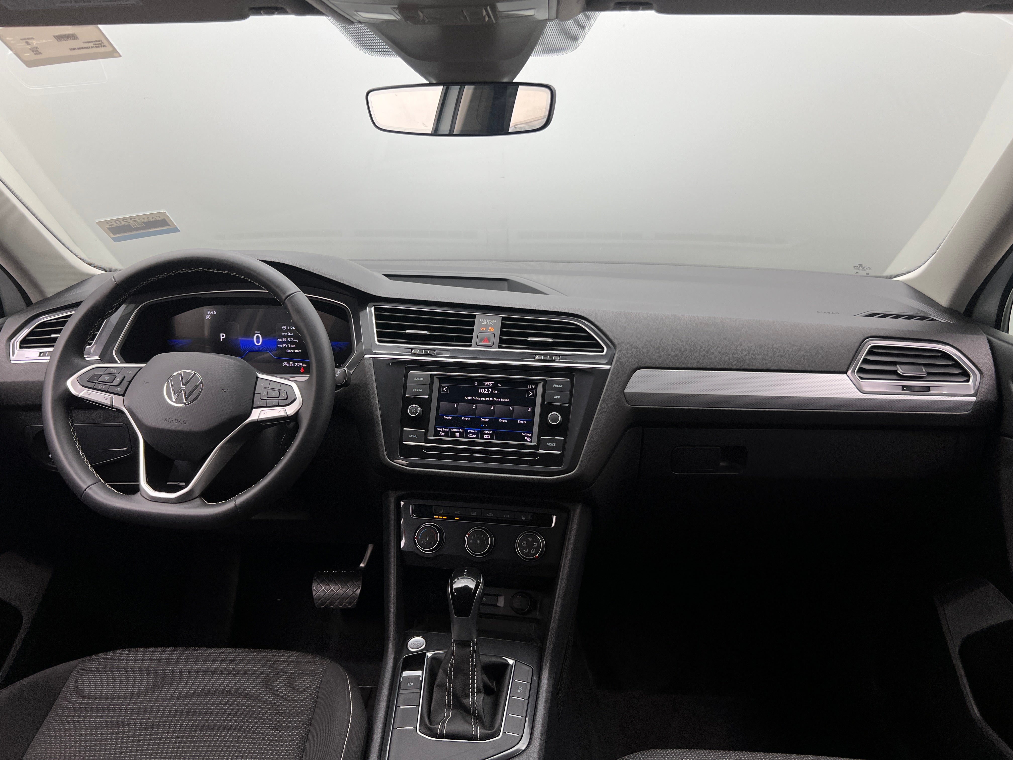 2024 Volkswagen Tiguan S 3
