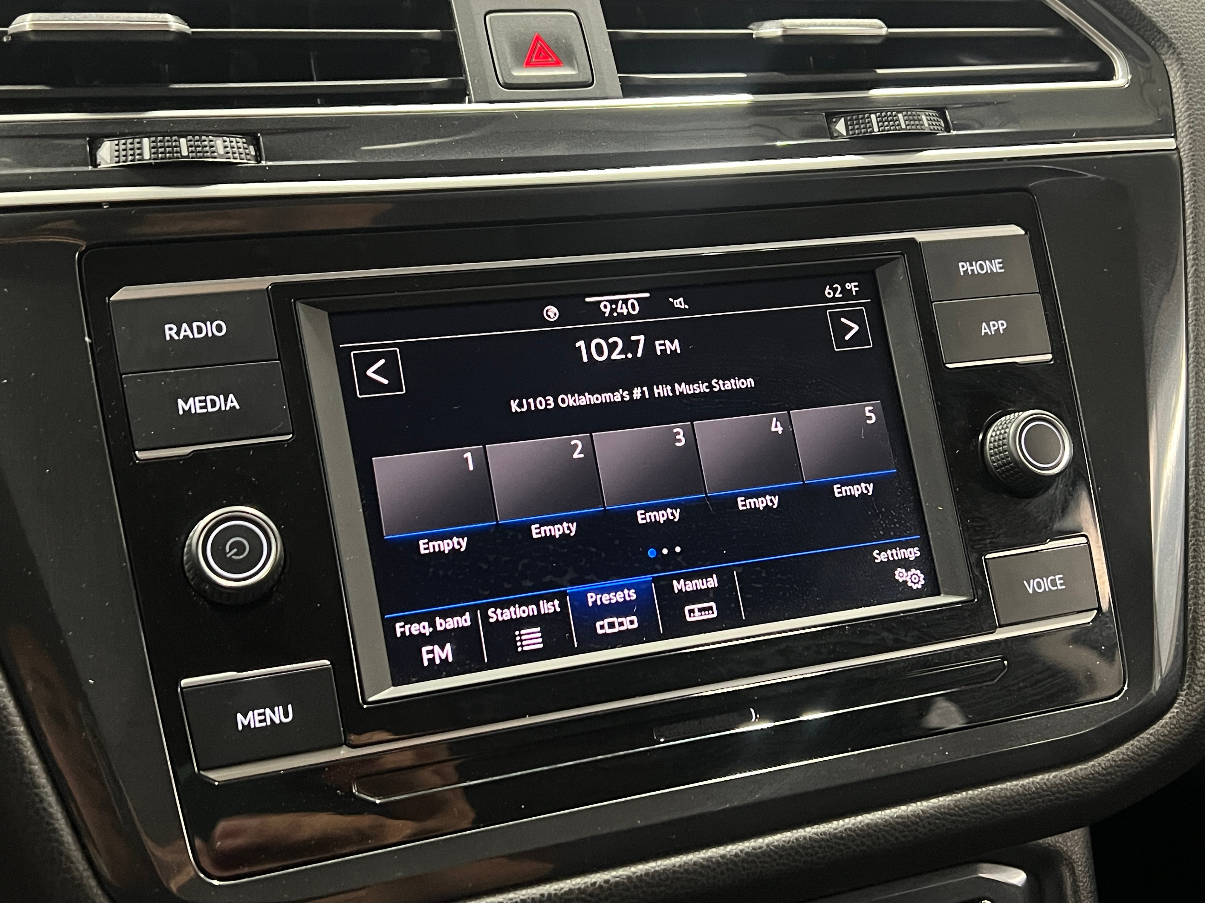 2024 Volkswagen Tiguan S 4