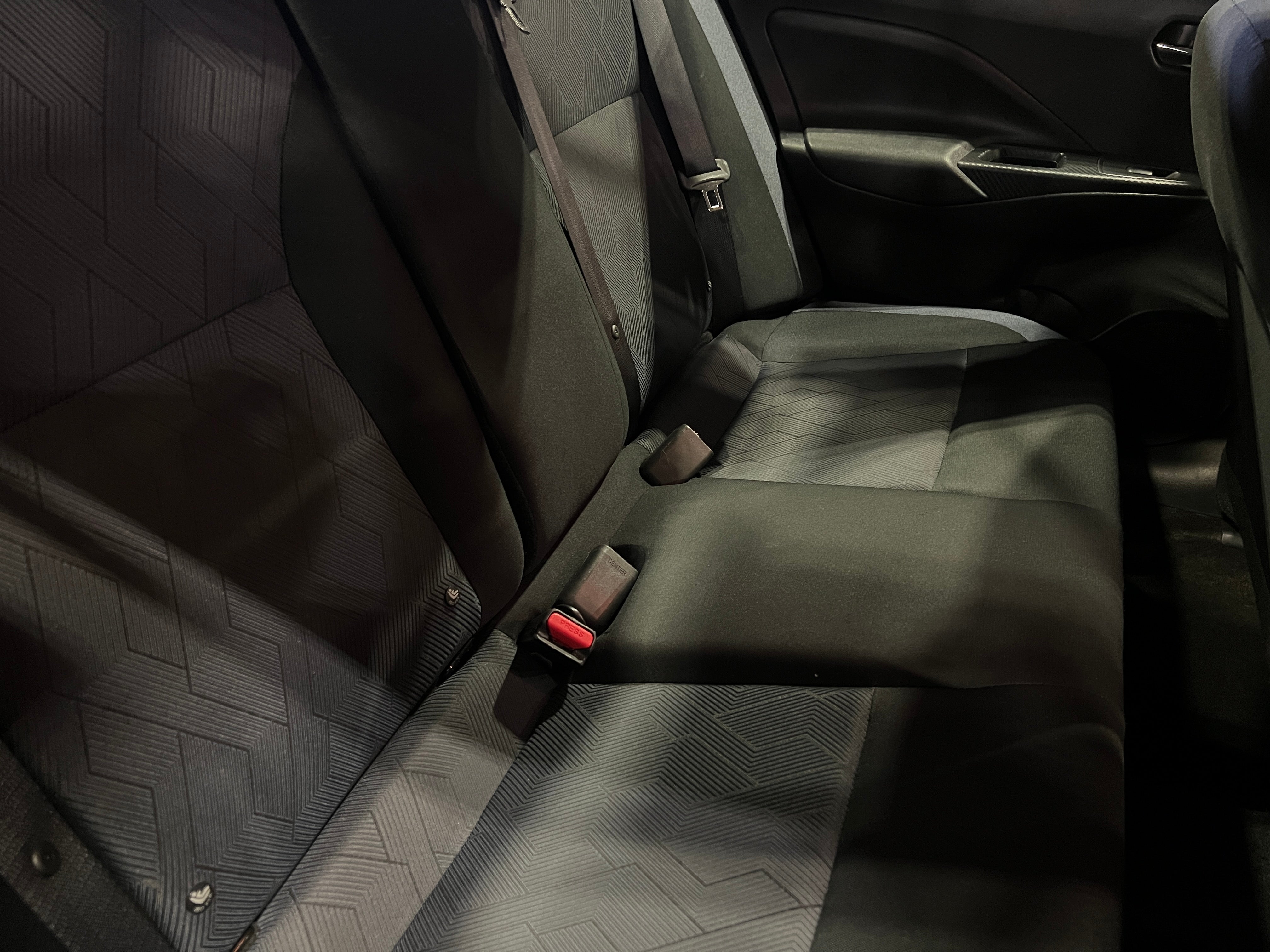 2023 Nissan Versa SV 6