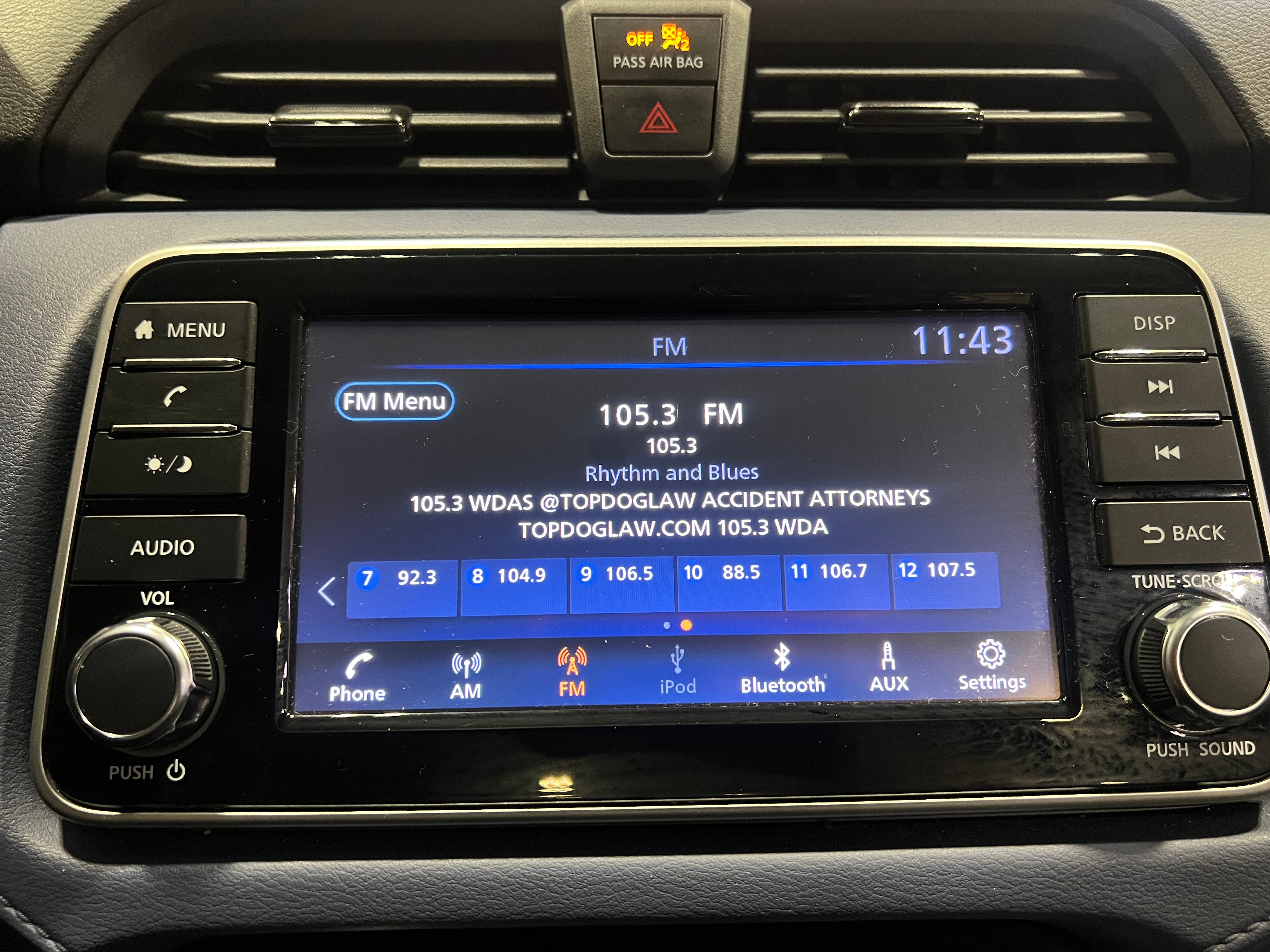 2023 Nissan Versa SV 4