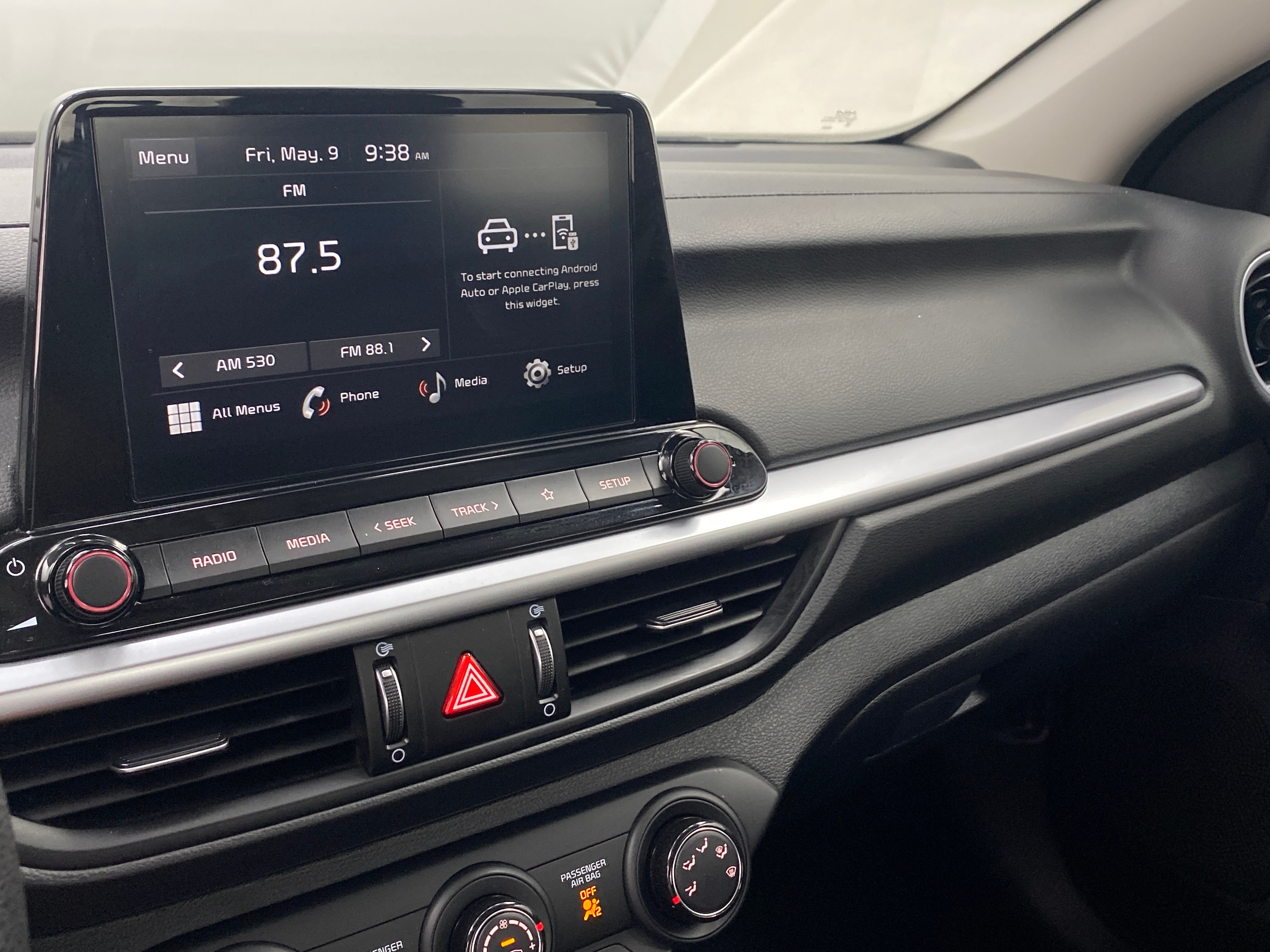 2024 Kia Forte LXS 4