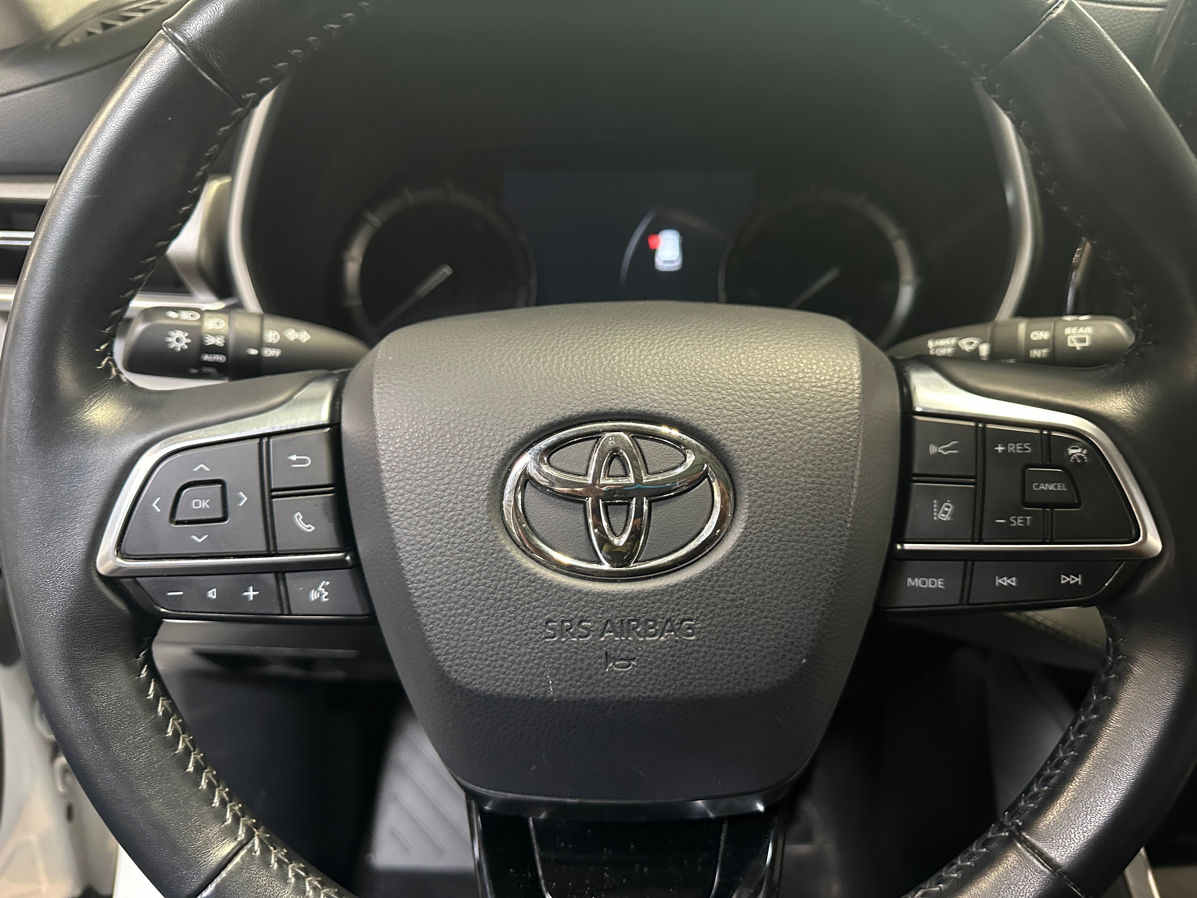 2021 Toyota Highlander XLE 4
