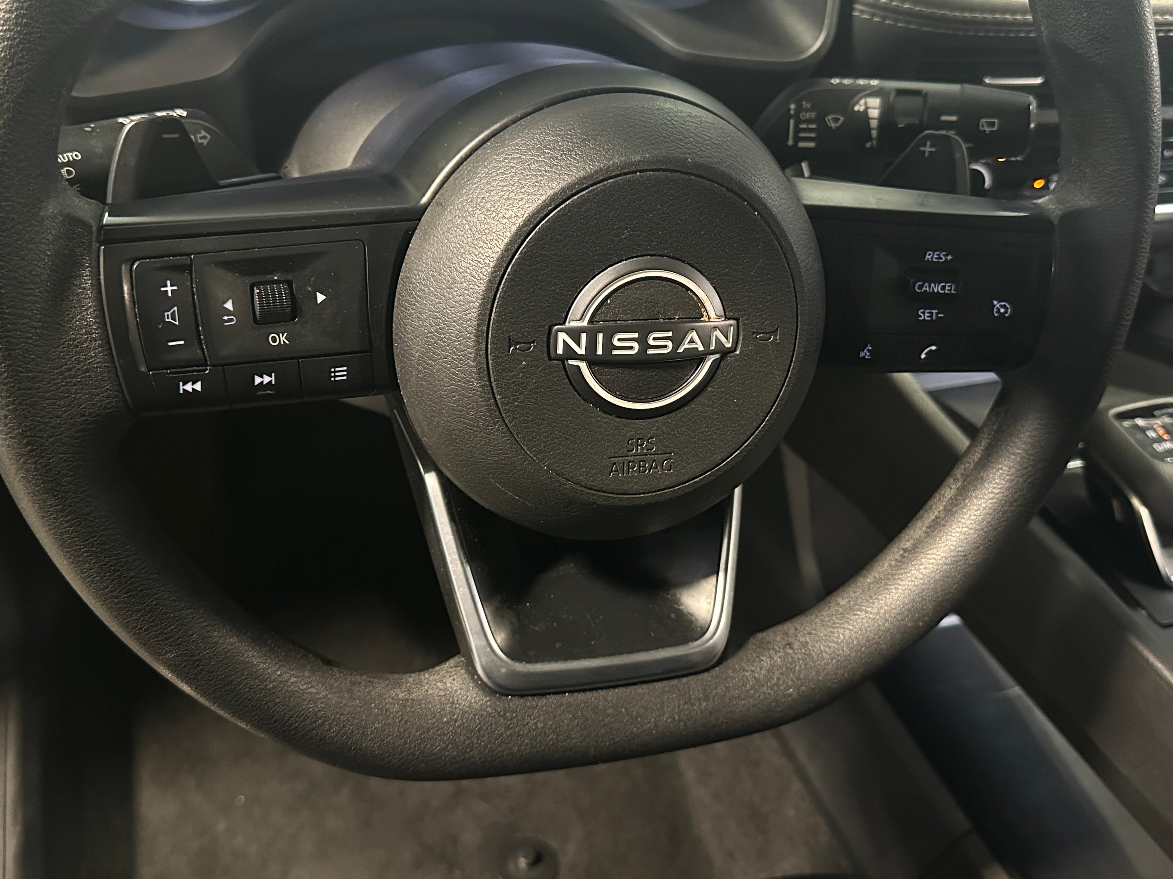 2023 Nissan Rogue S 5