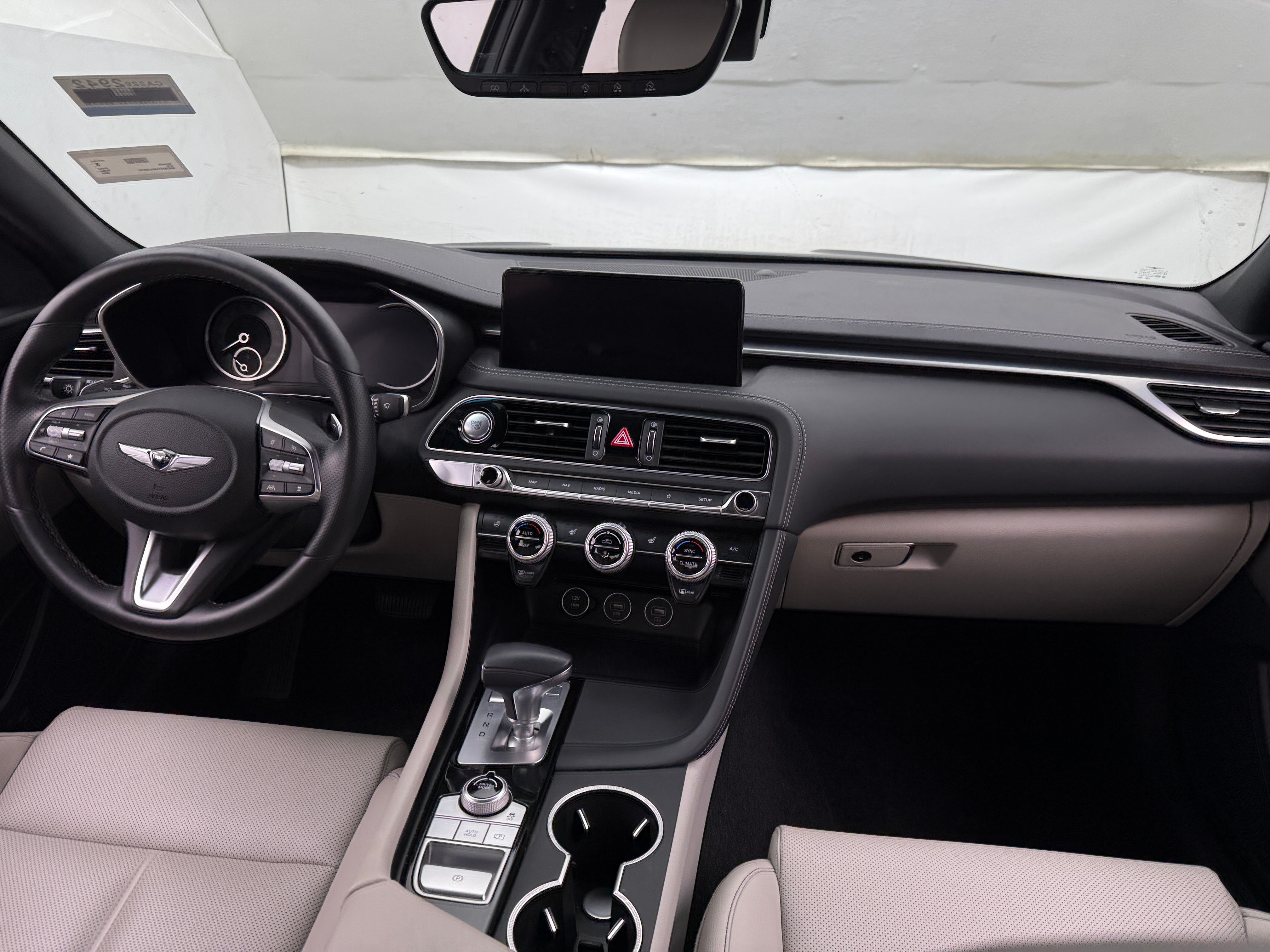 2023 Genesis G70 2.0T 2