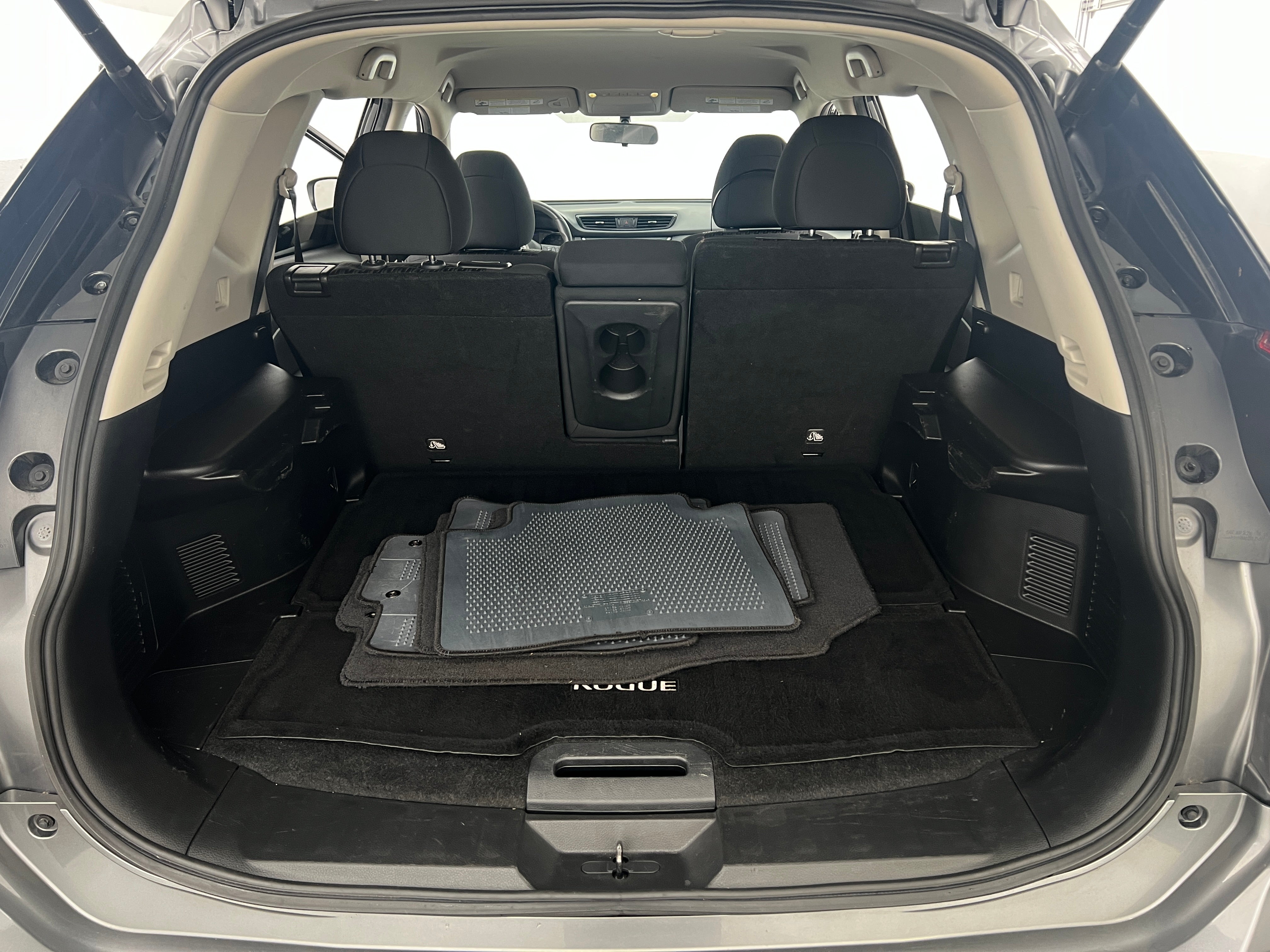 2018 Nissan Rogue SV 7
