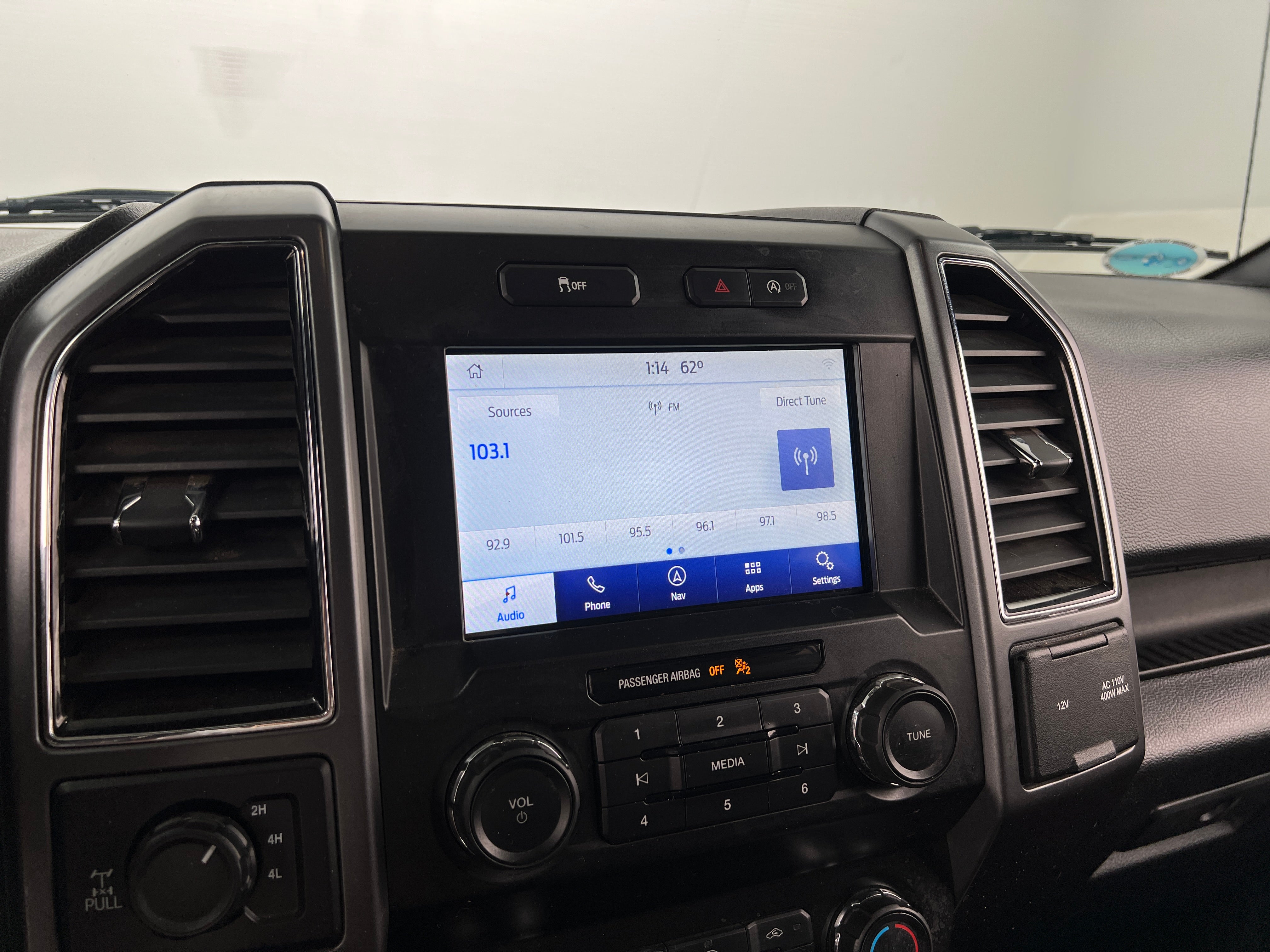 2019 Ford Econoline E-150 4