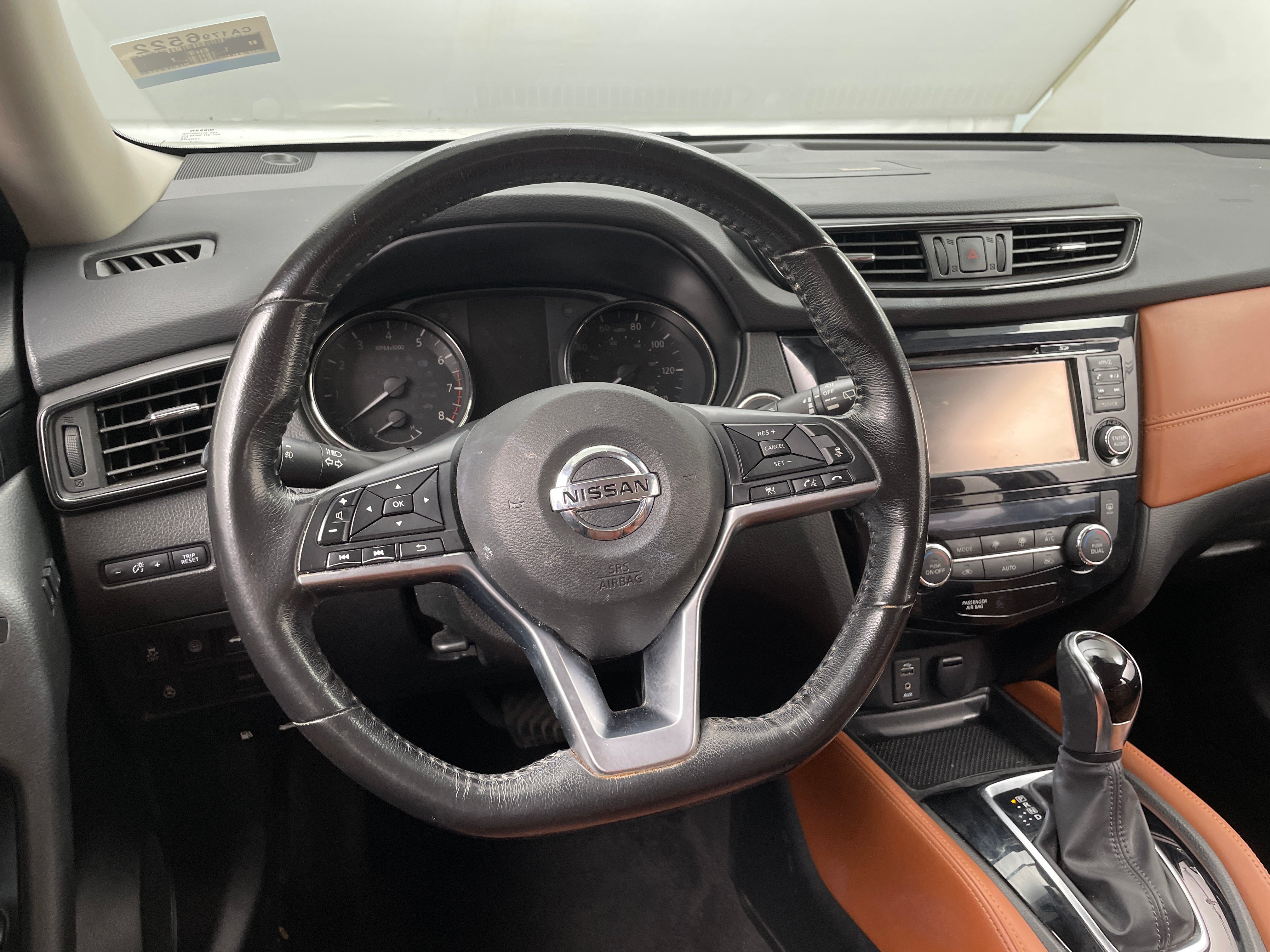 2017 Nissan Rogue SL 4