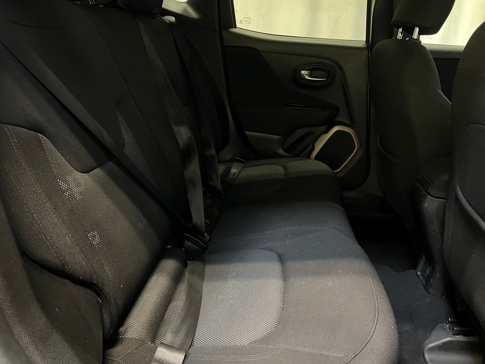 Thumbnail: 2015 Jeep Renegade - 6