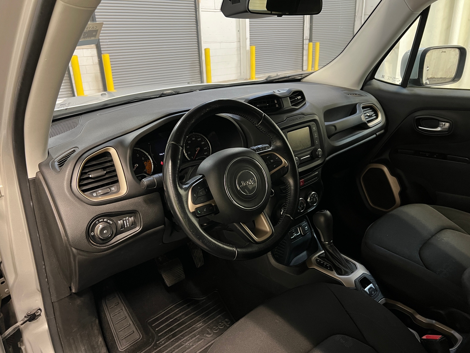 Thumbnail: 2015 Jeep Renegade - 3