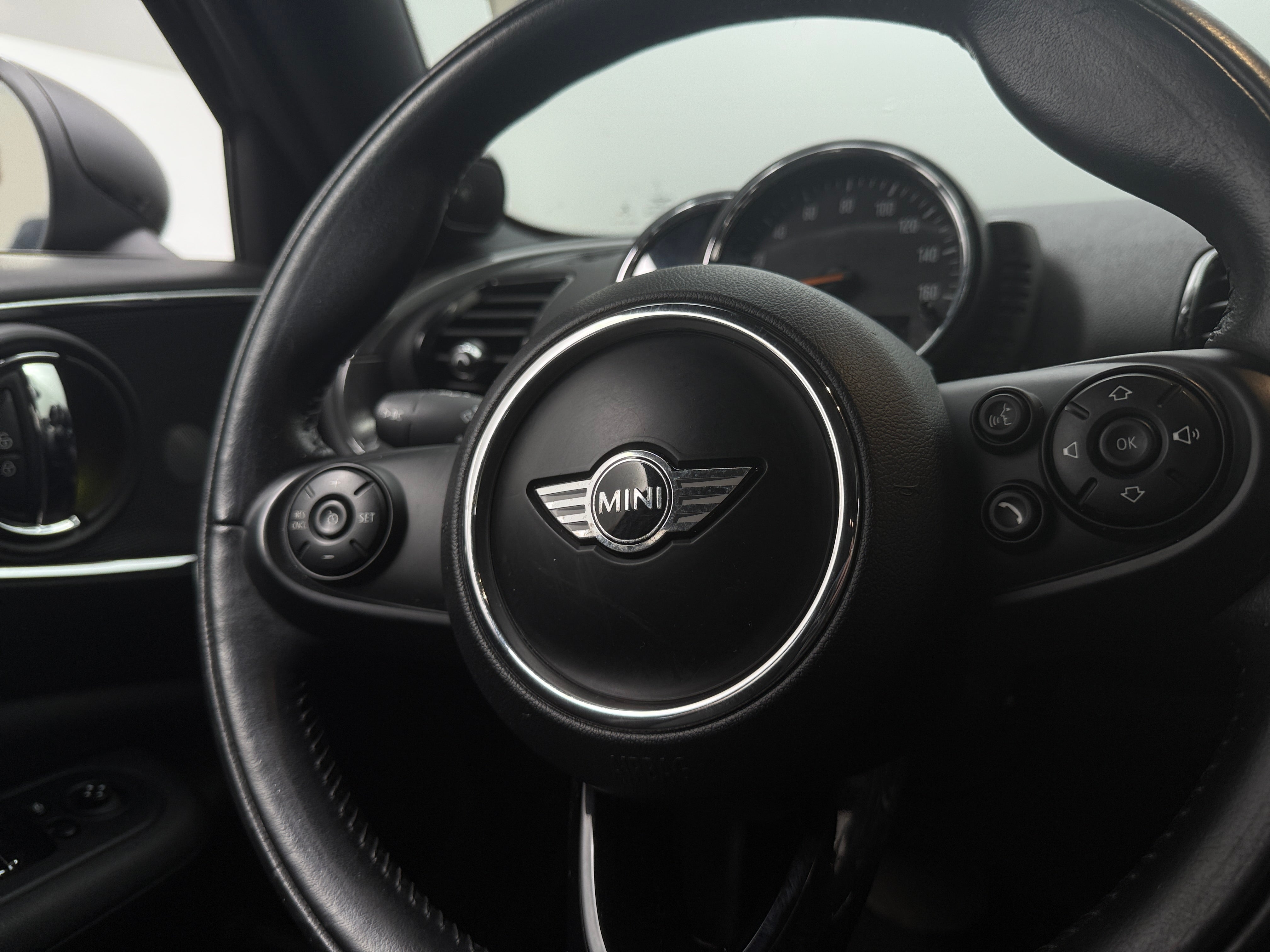 2017 MINI Cooper Clubman  5