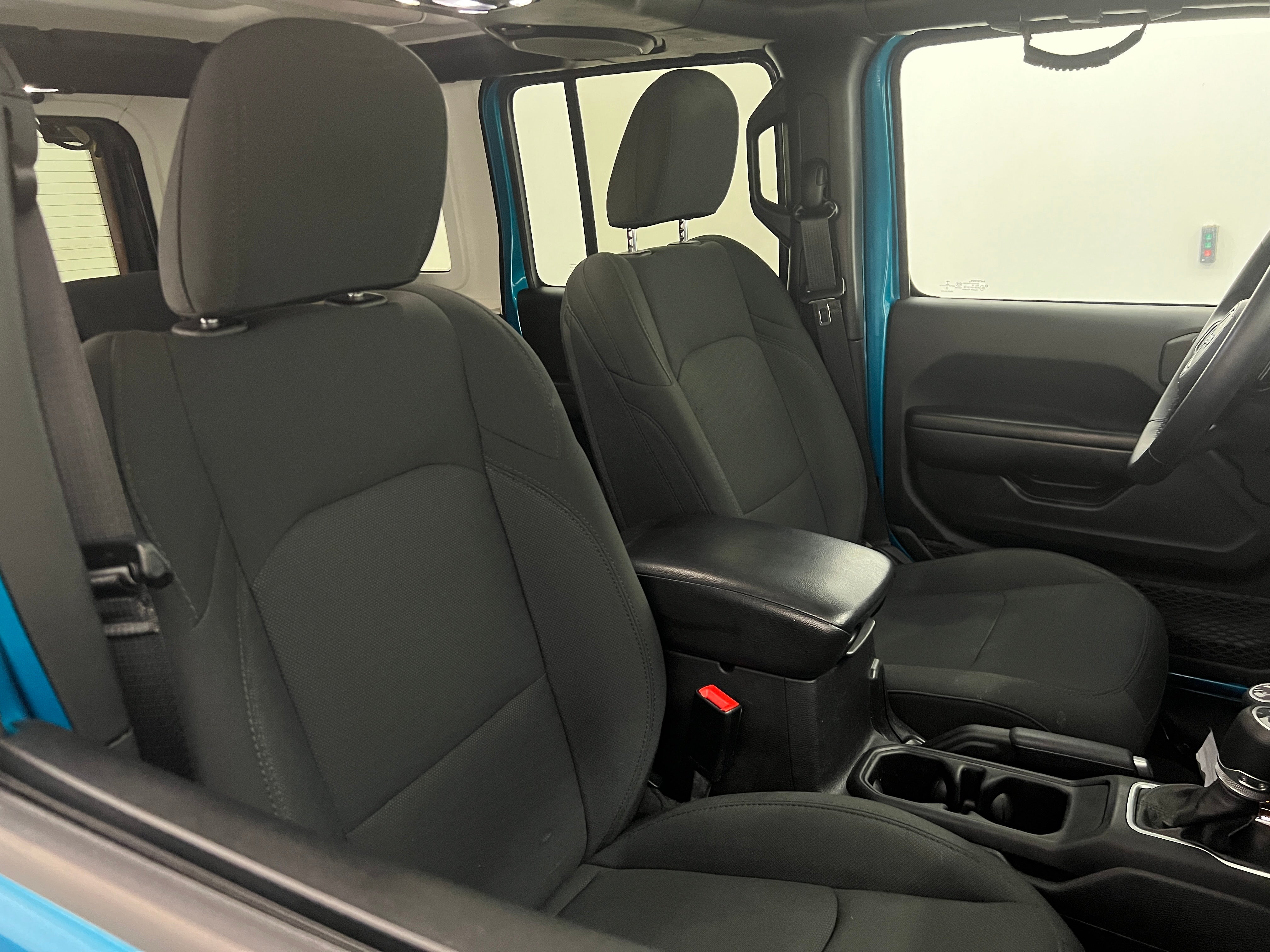 2020 Jeep Wrangler Unlimited Sport S 2