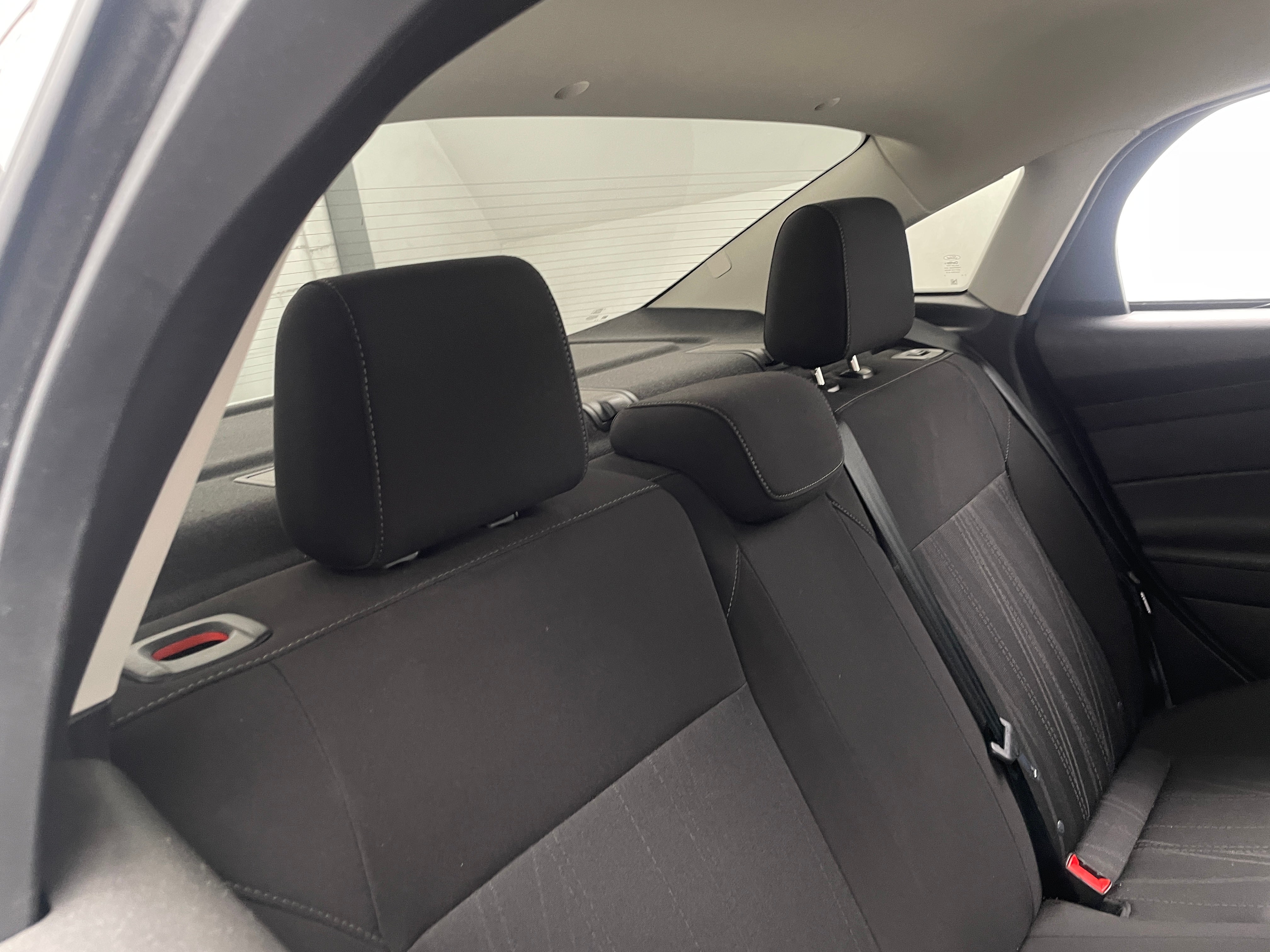 2018 Ford Focus S 6