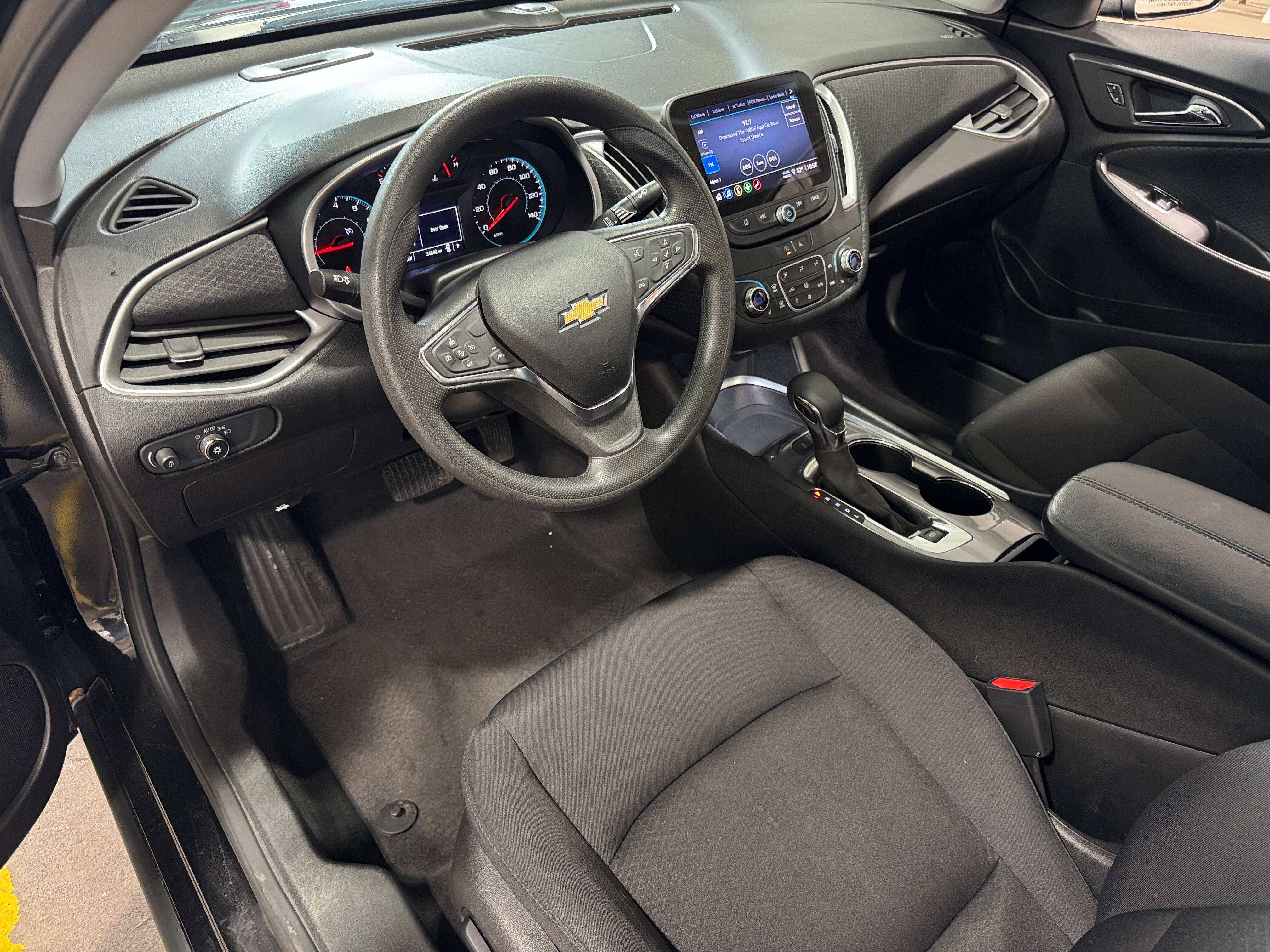 2024 Chevrolet Malibu LT 3