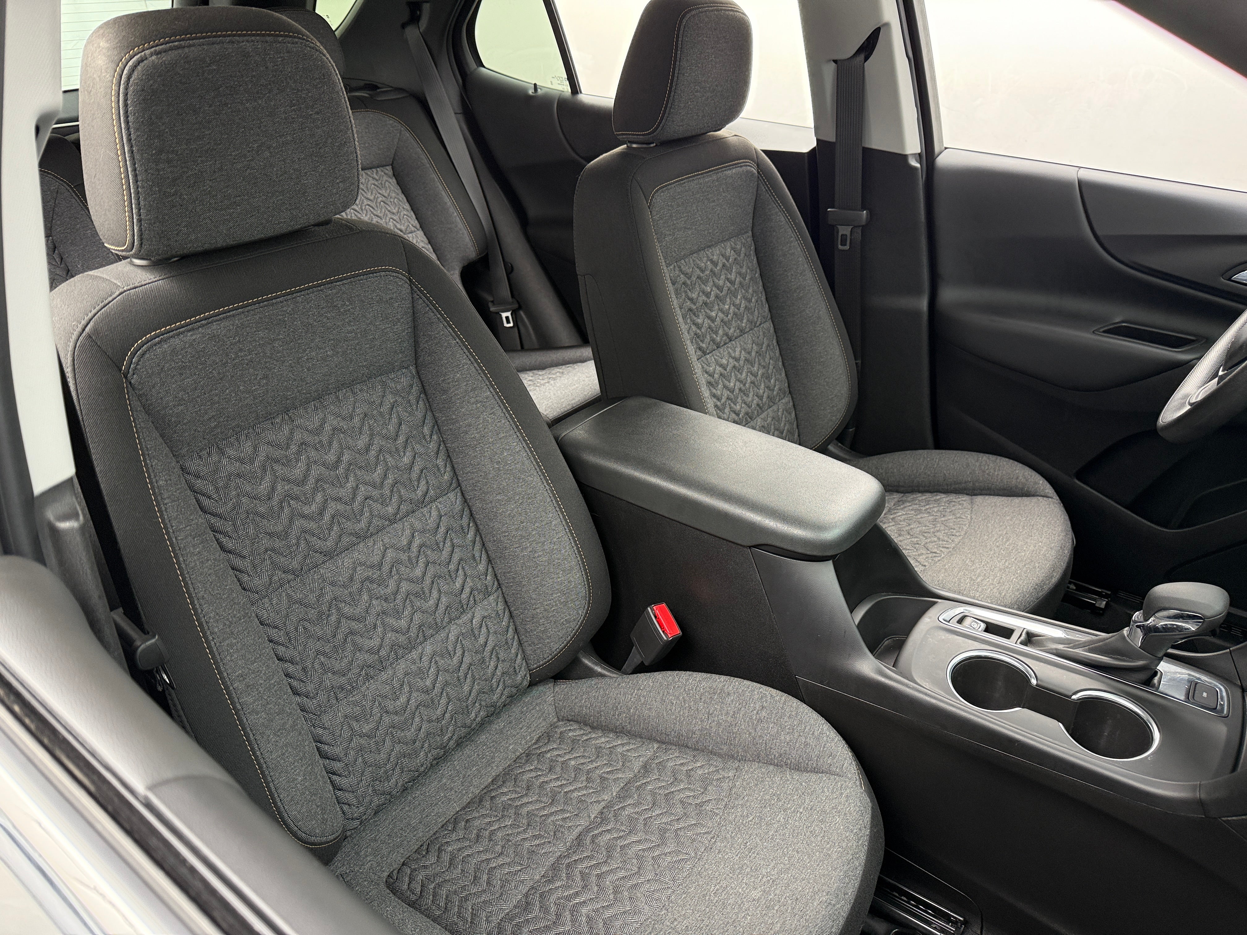 2022 Chevrolet Equinox LT 2