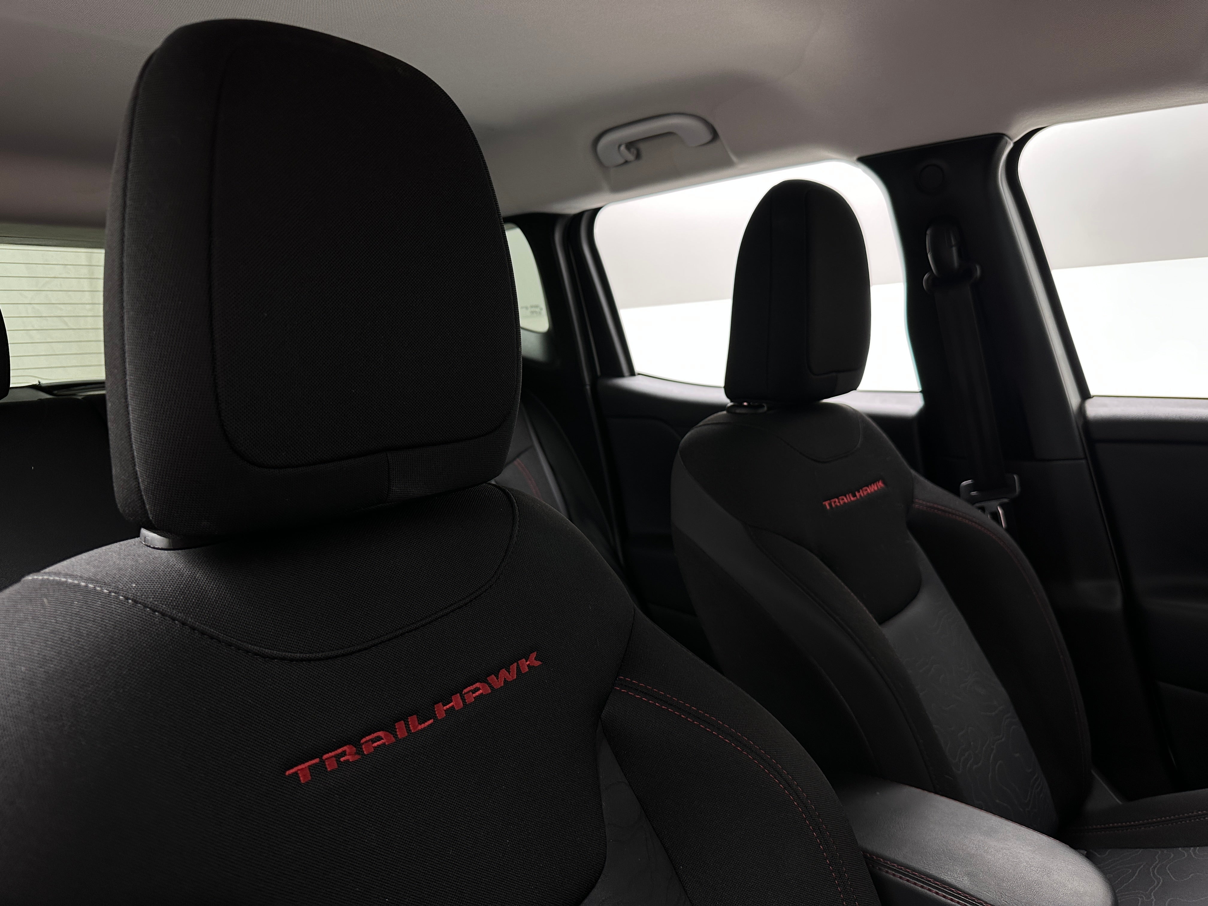 2021 Jeep Renegade Trailhawk 2