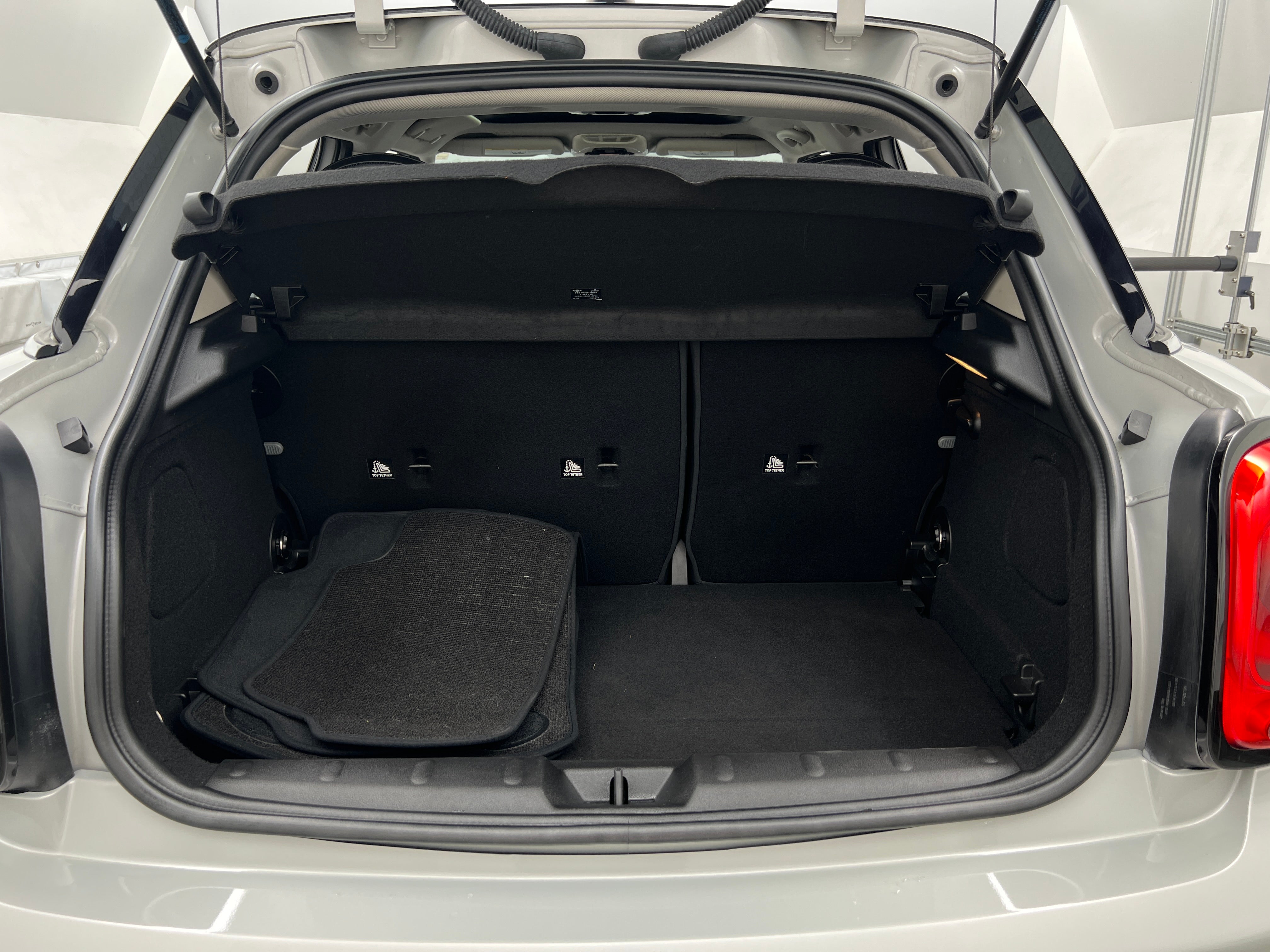 2017 MINI Cooper Hardtop 4 Door 6