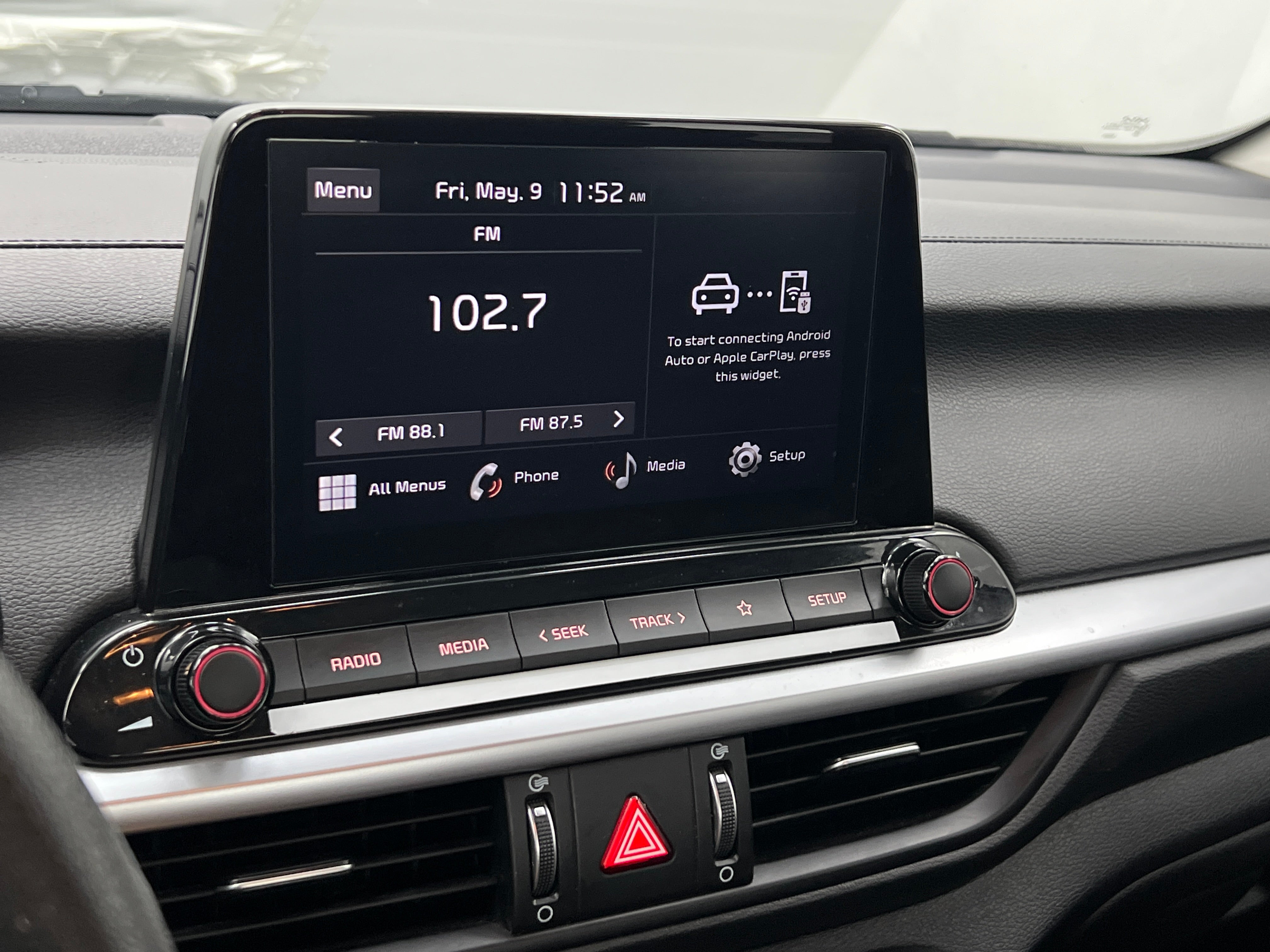 2024 Kia Forte LXS 4
