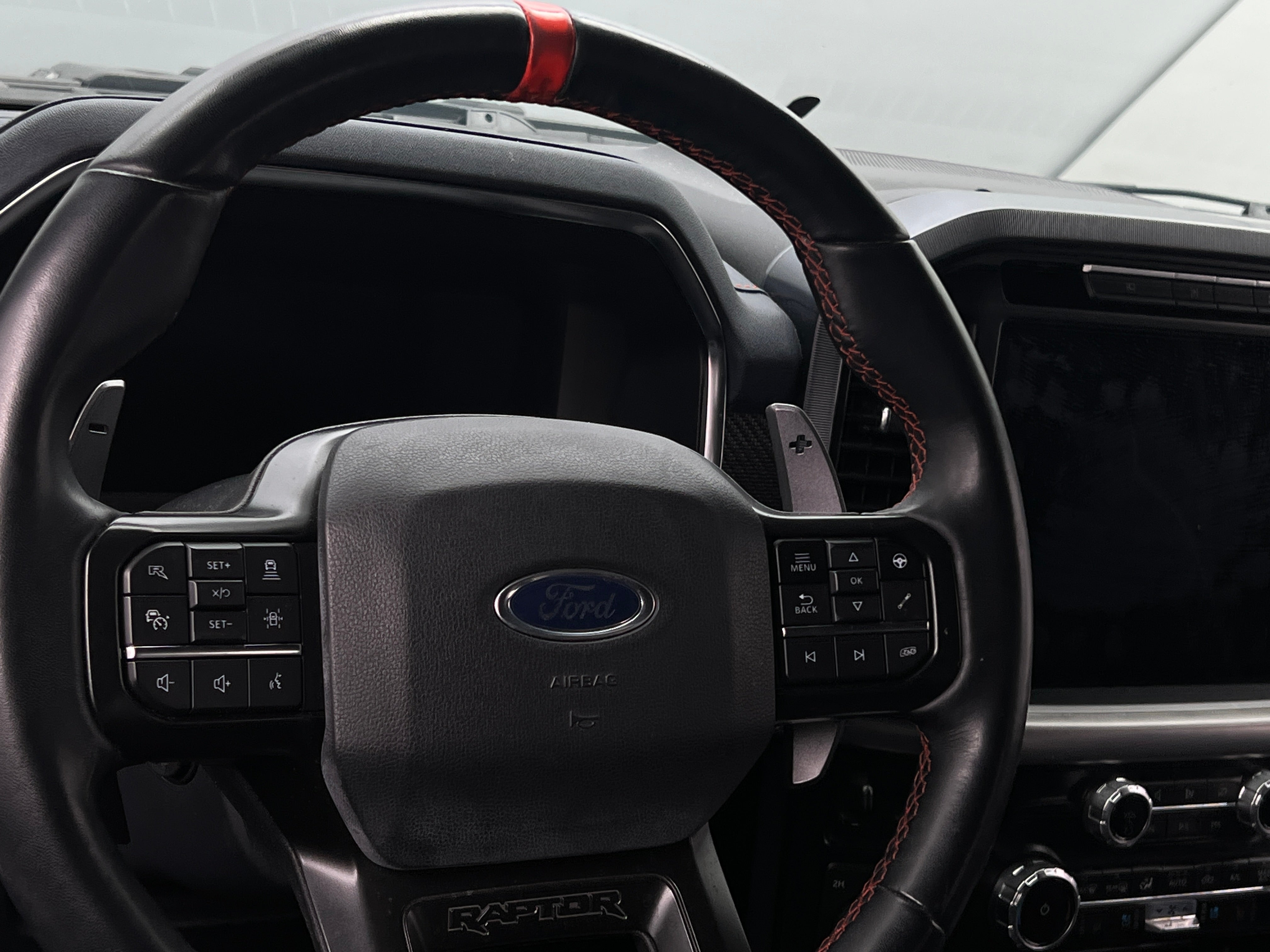 2023 Ford Econoline E-150 4