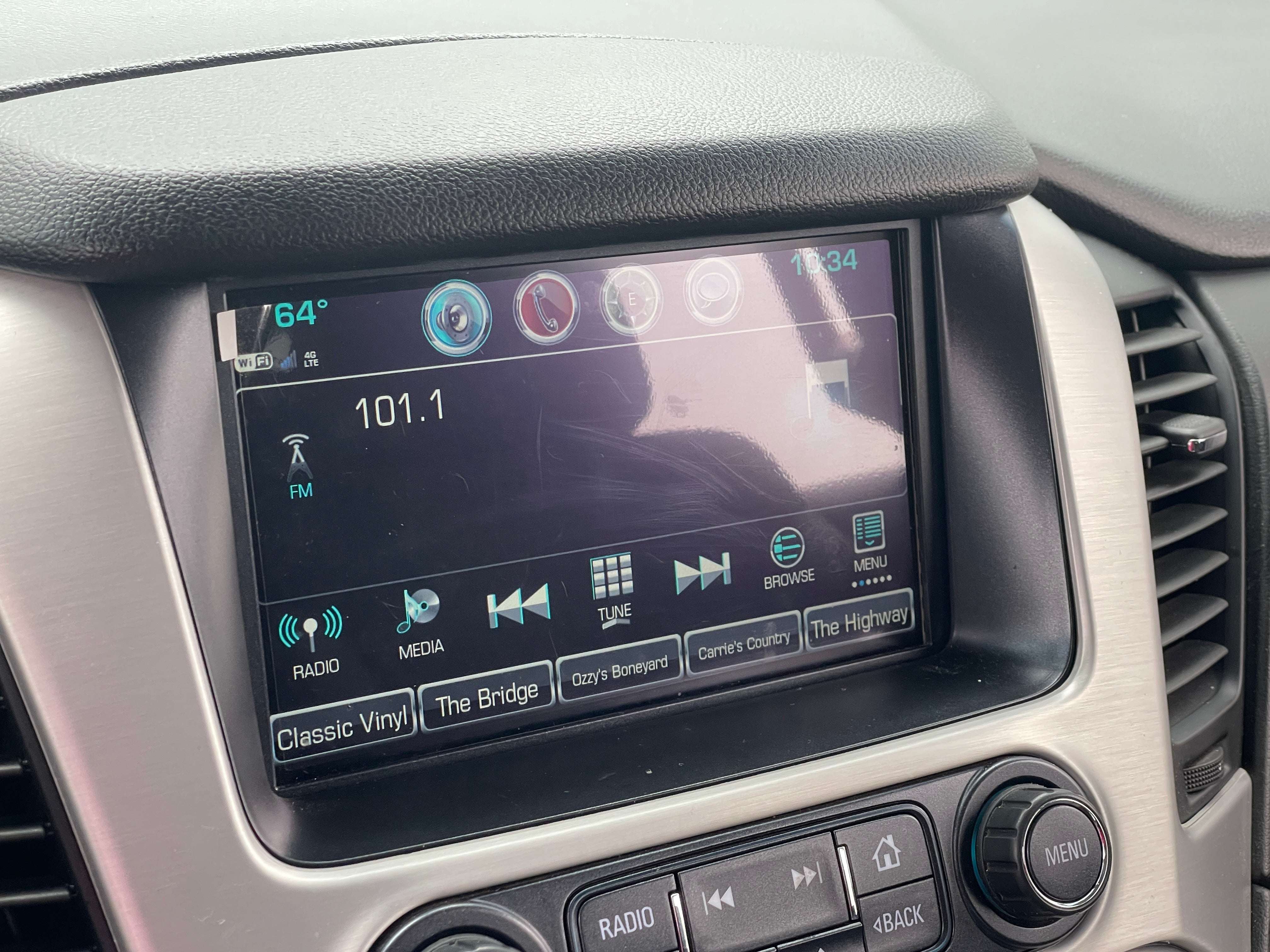 2019 GMC Yukon XL SLE 4