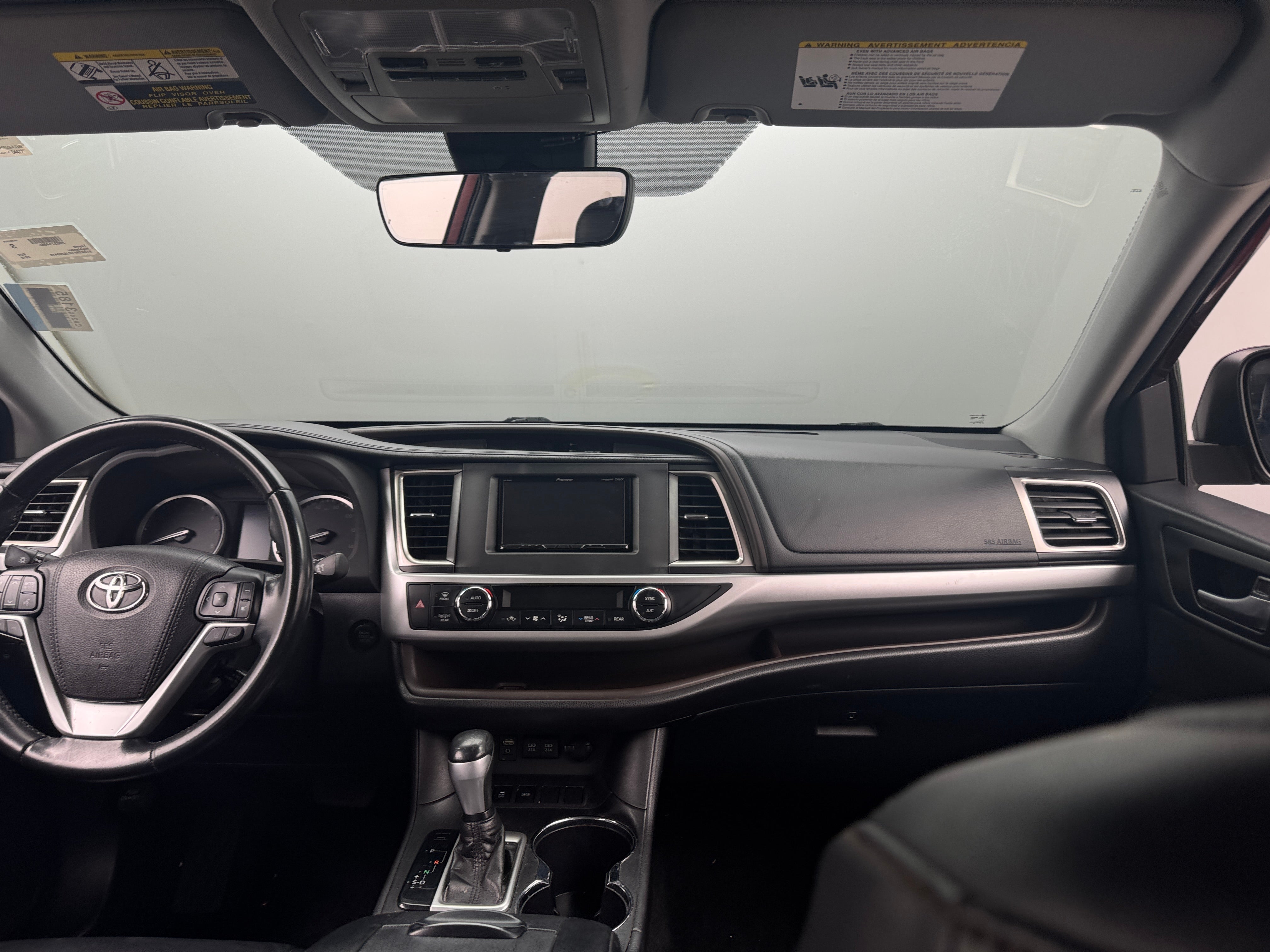 2018 Toyota Highlander XLE 2