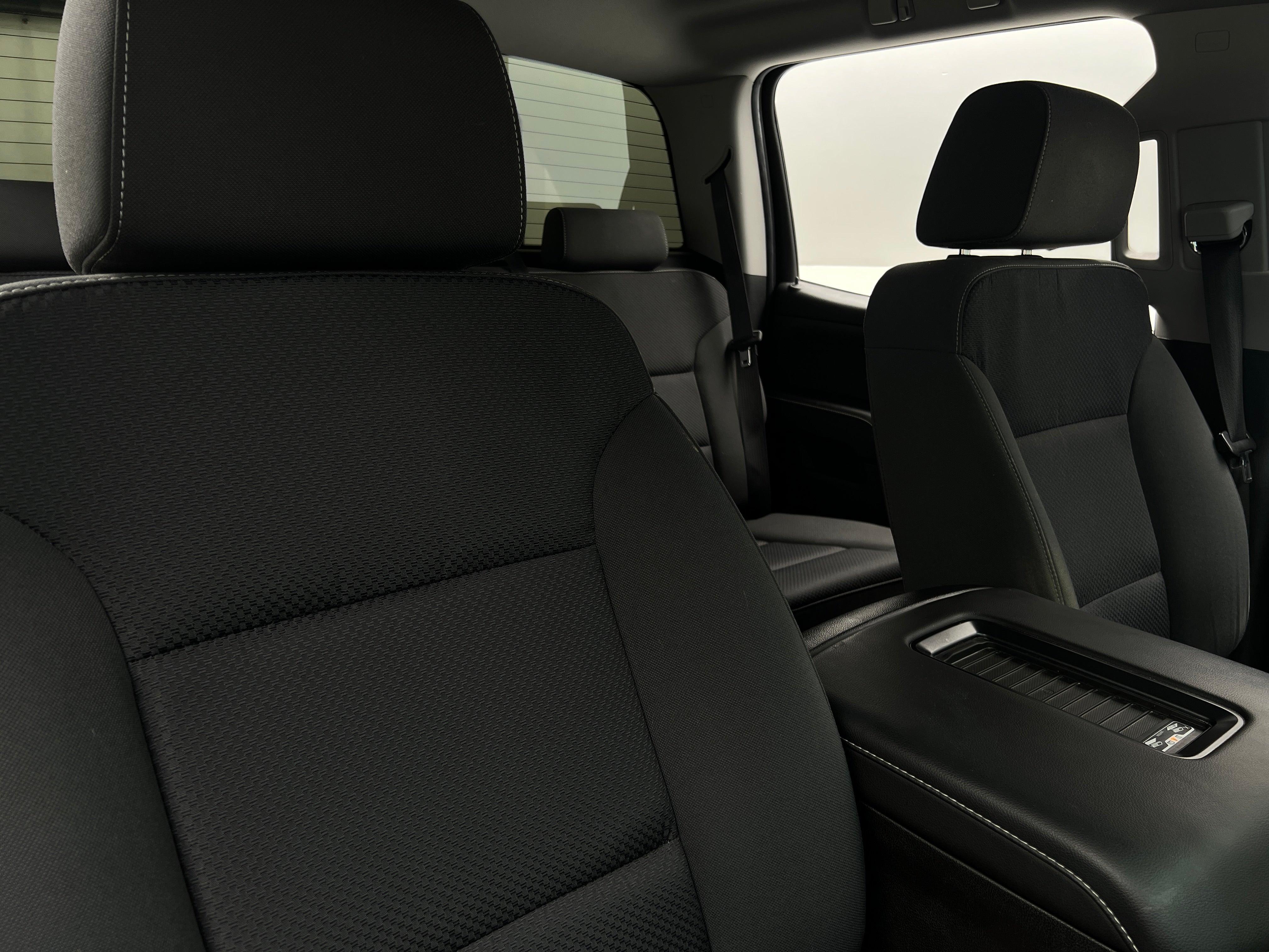 2018 Chevrolet Silverado 1500 LT 2