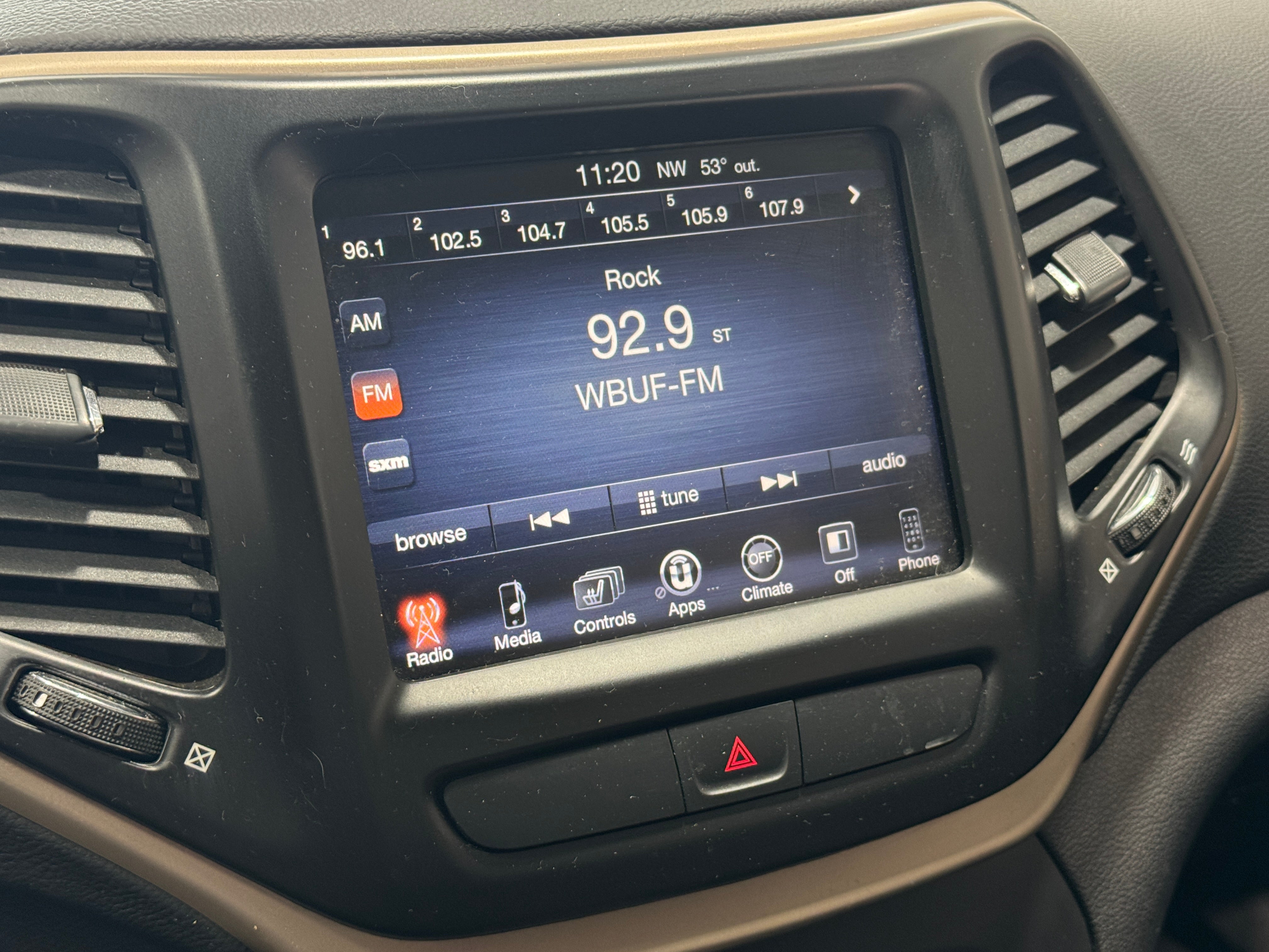 2016 Jeep Cherokee 75th Anniversary Edition 4