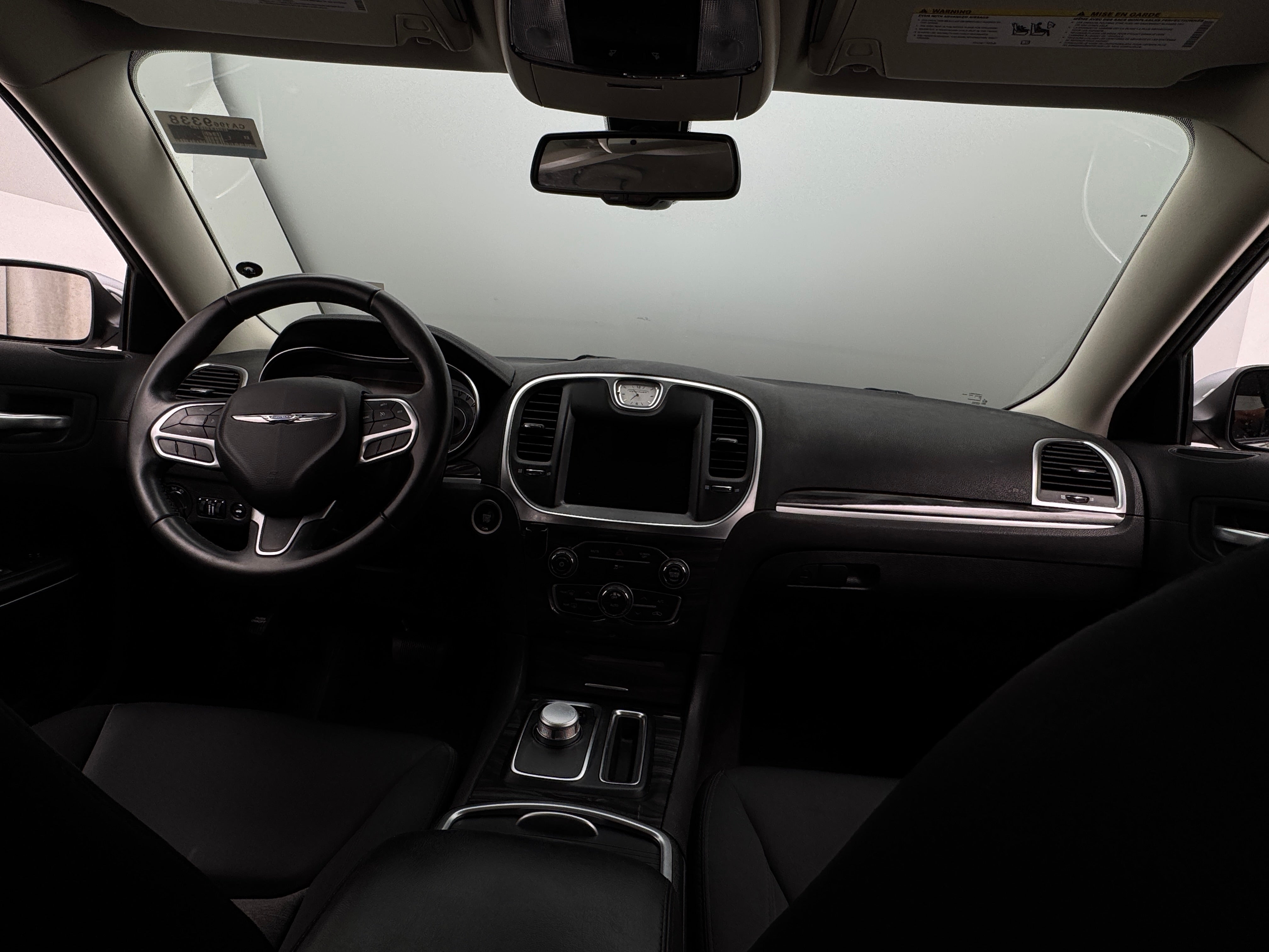 2018 Chrysler 300 Touring 3