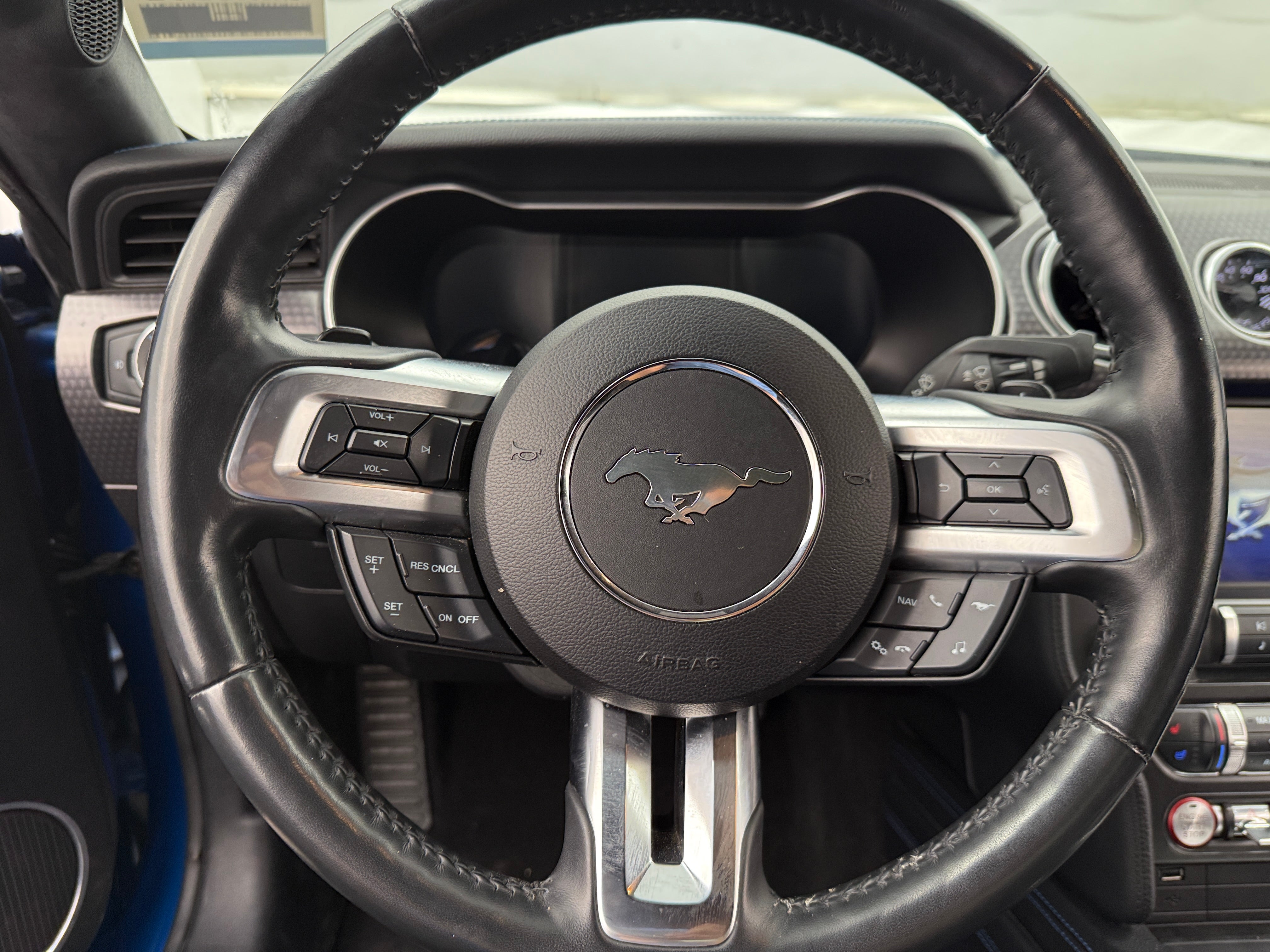 2019 Ford Mustang  3