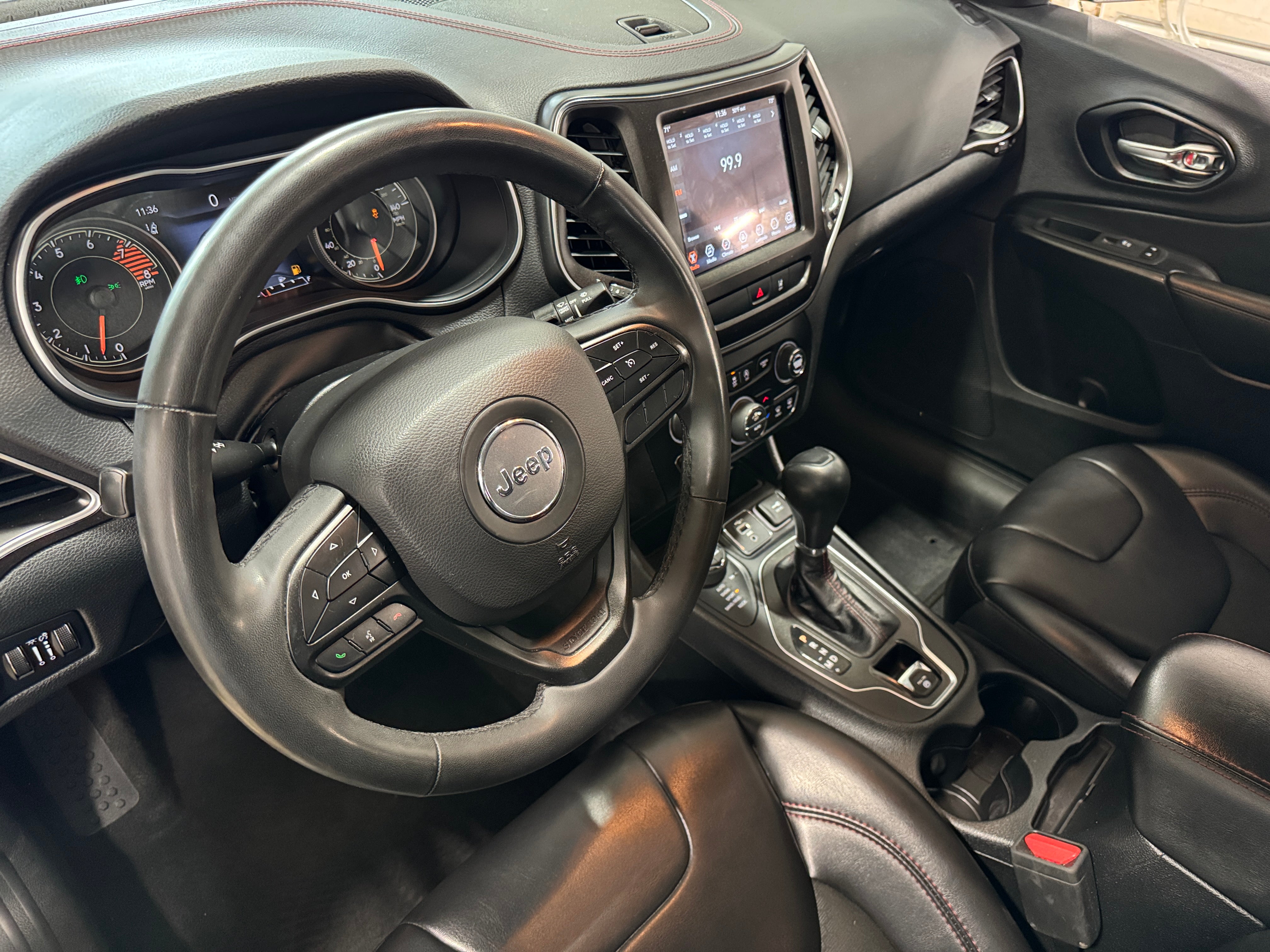 2022 Jeep Cherokee Trailhawk 3