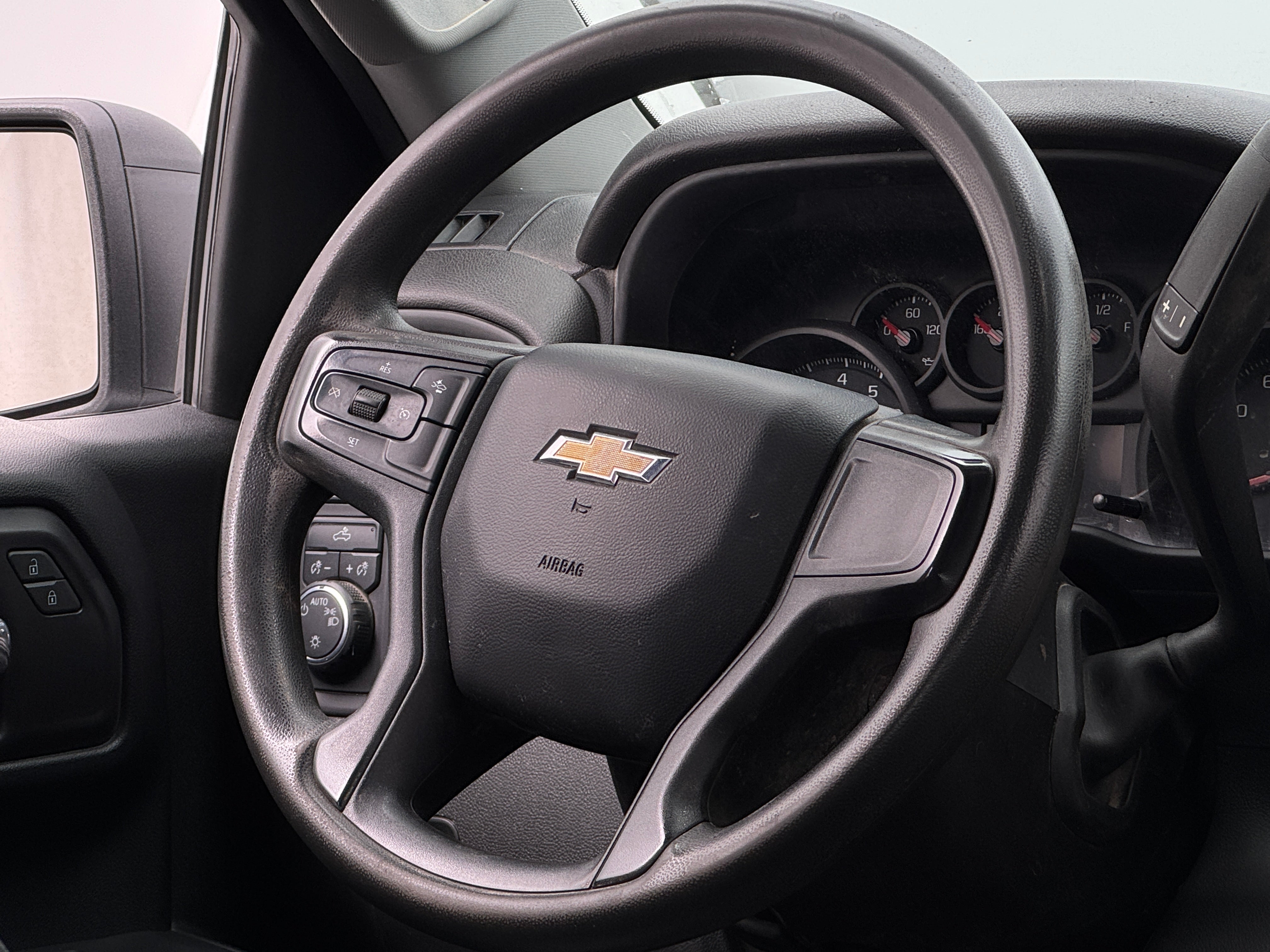 2023 Chevrolet Silverado 1500 Work Truck 4