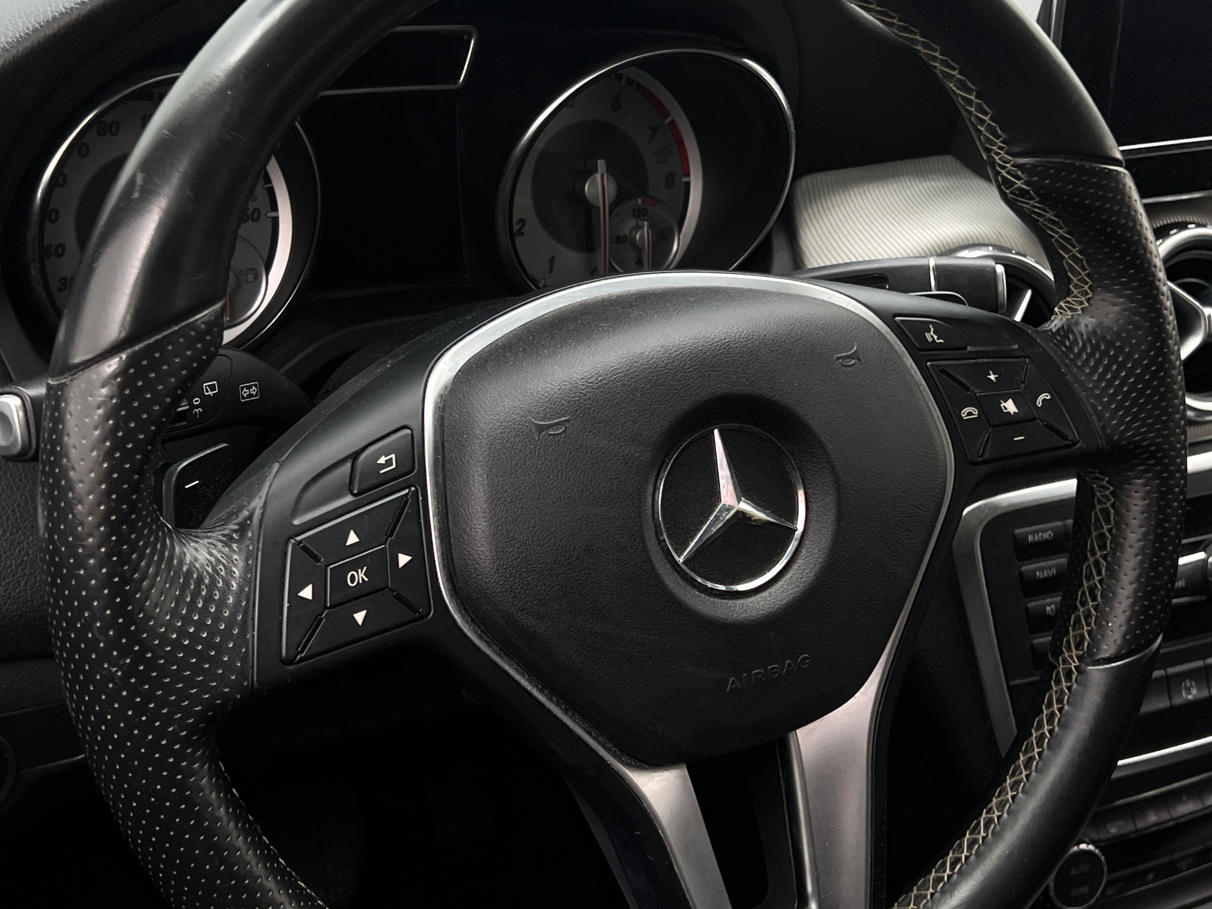 2015 Mercedes-Benz GLA 250 4MATIC 4