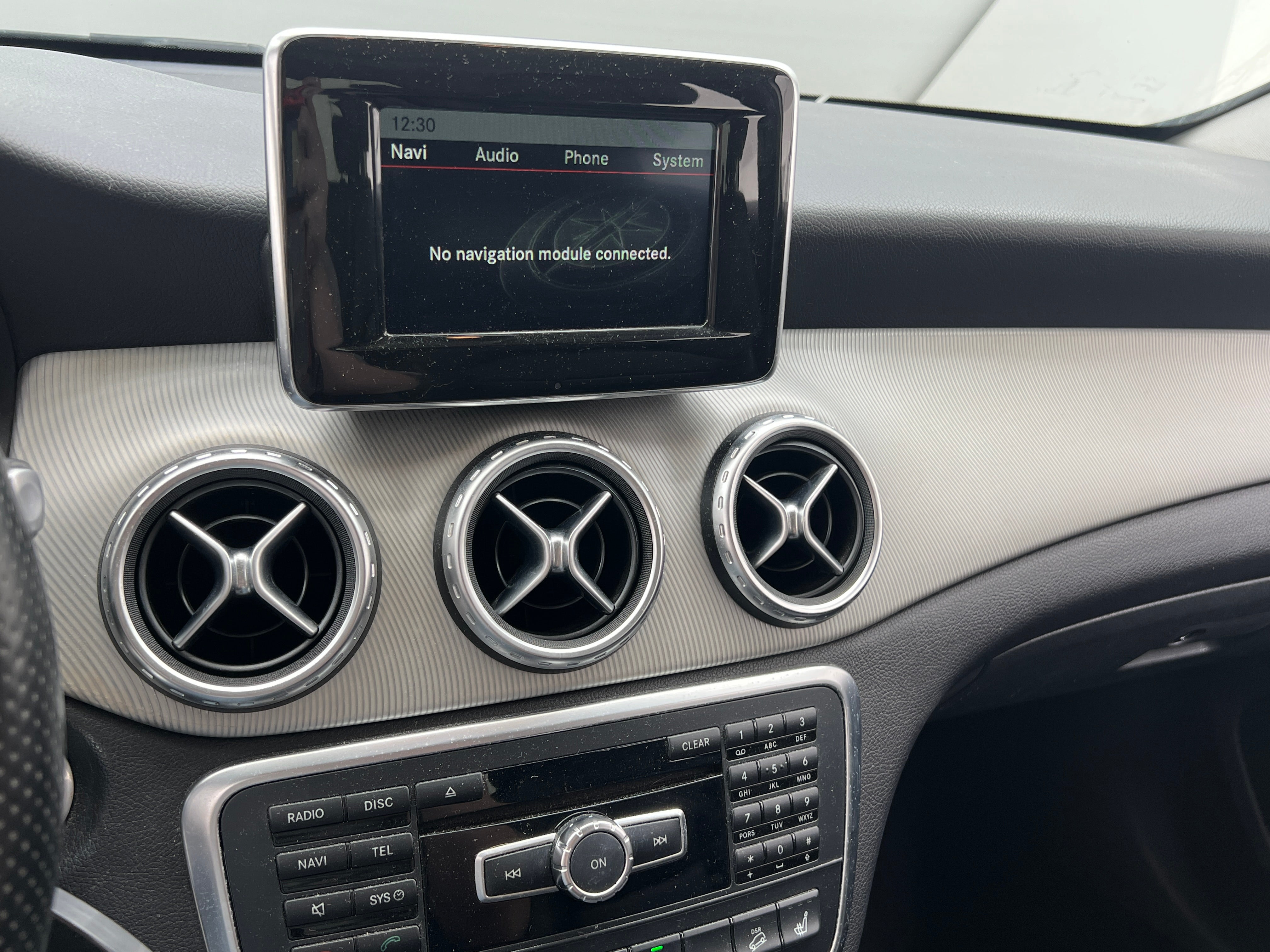 2015 Mercedes-Benz GLA 250 4MATIC 3