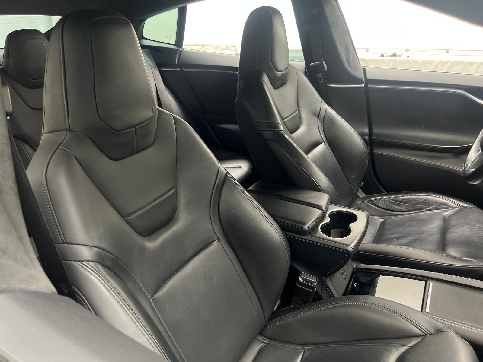 Thumbnail: 2015 Tesla Model S - 2