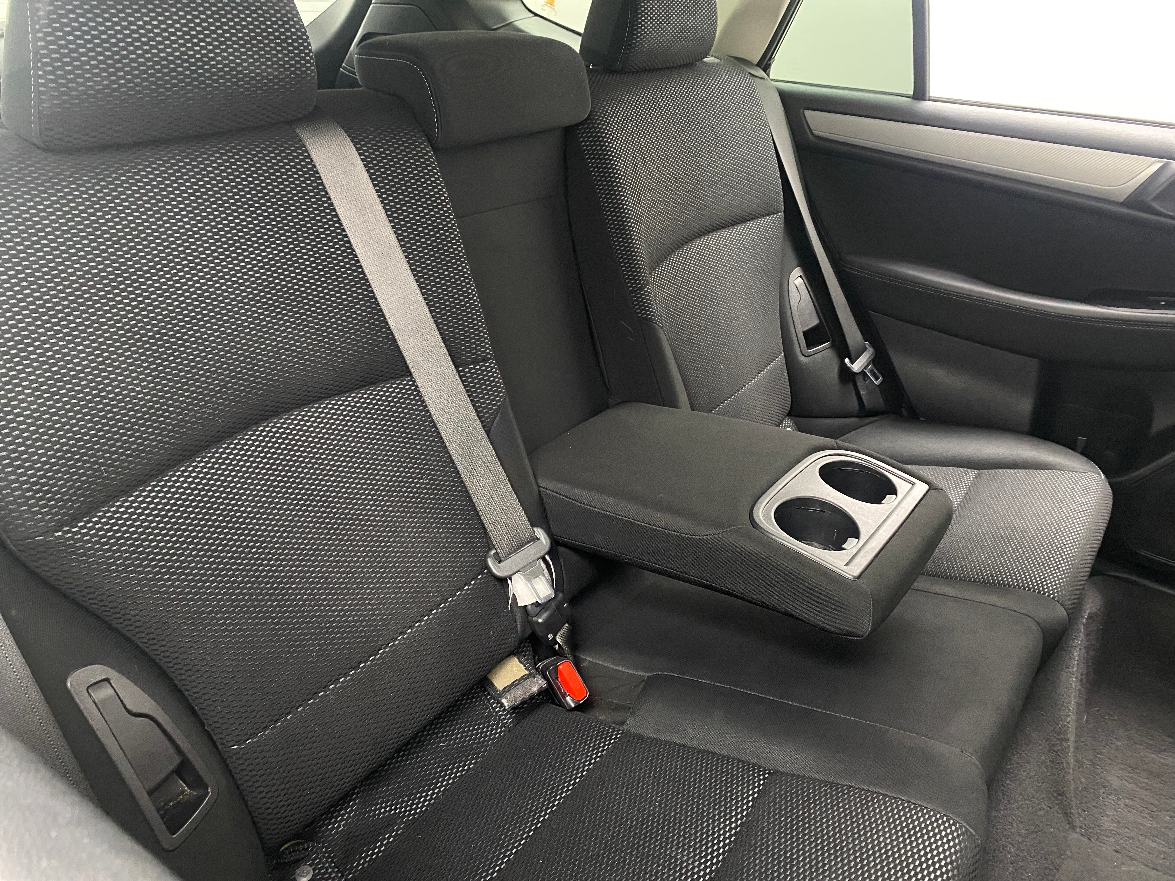 2018 Subaru Outback Premium 6