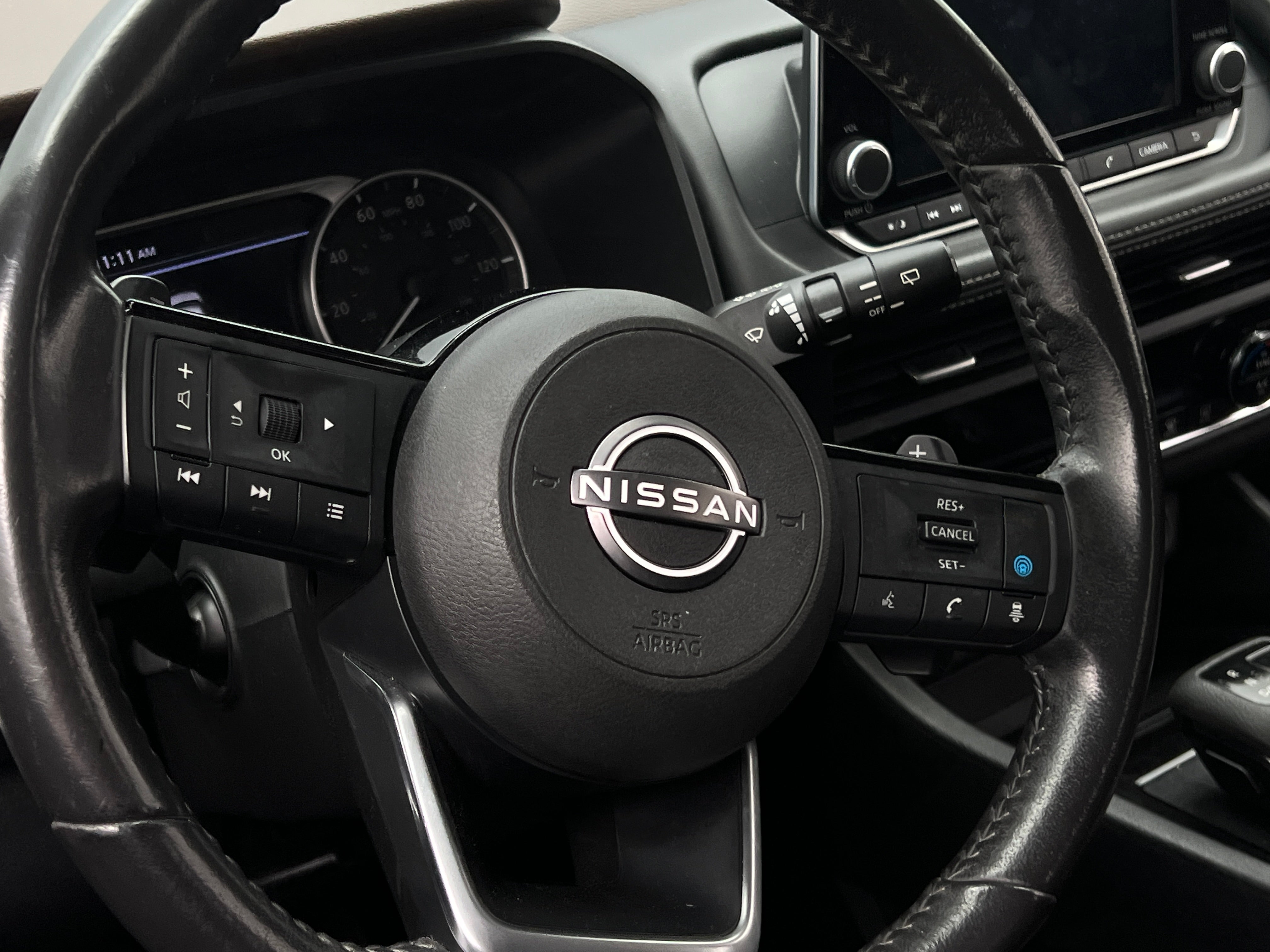 2023 Nissan Rogue SV 4