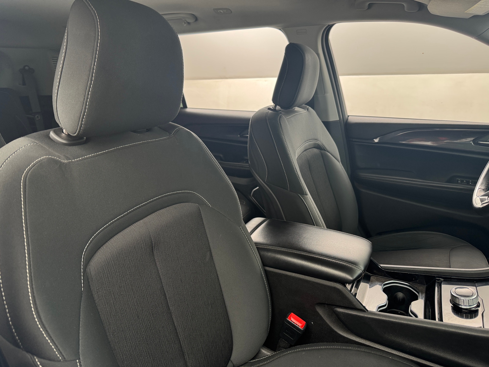 Thumbnail: 2021 Jeep Grand Cherokee L - 2